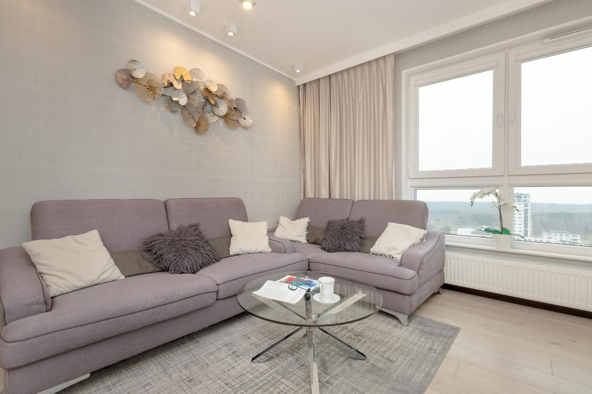 Huoneisto Spacious And Cozy Two Bedrooms By Rent Like