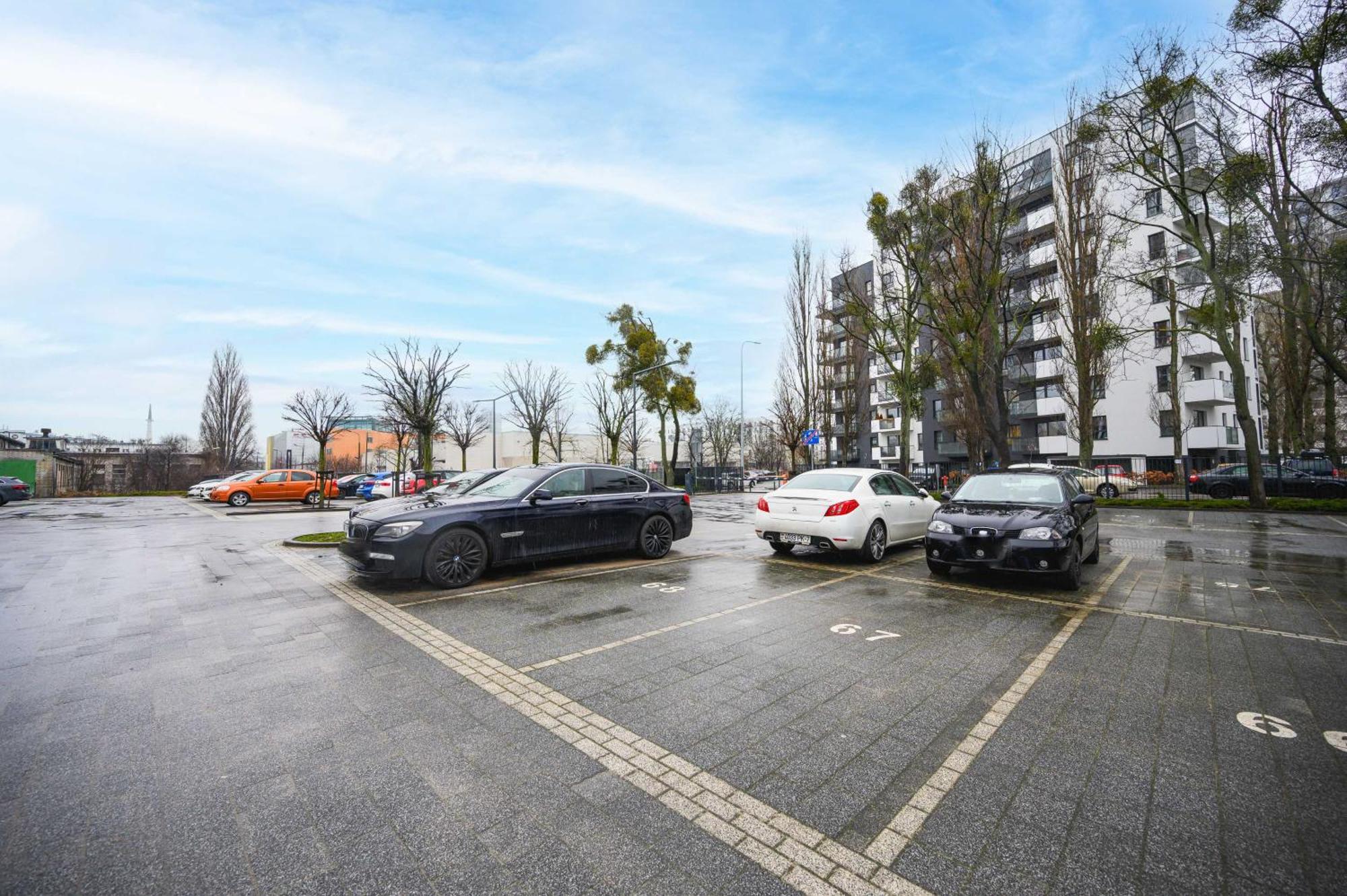 Krynicka 2 By Homeprime Apartment