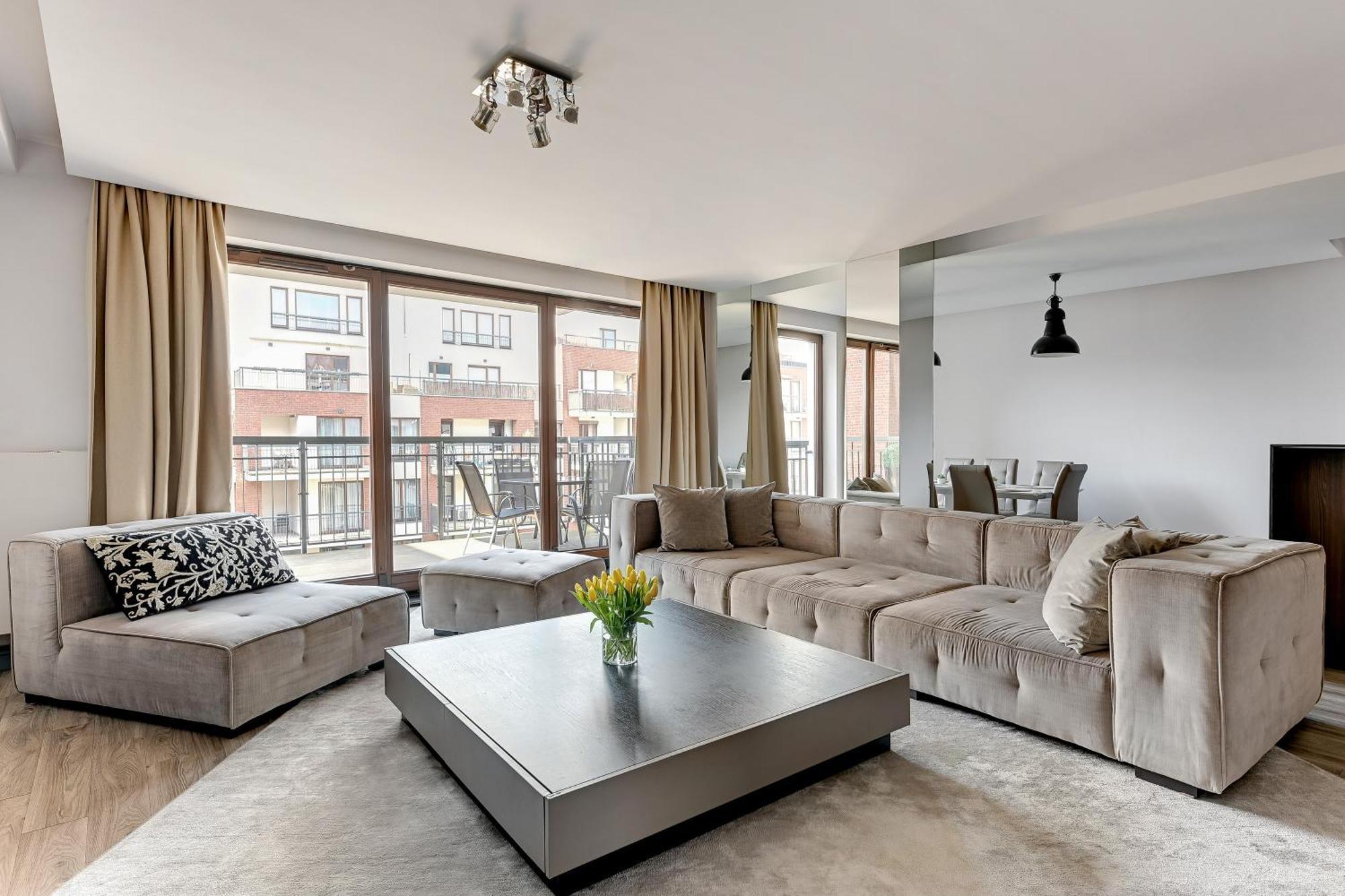 Staywin Apartment