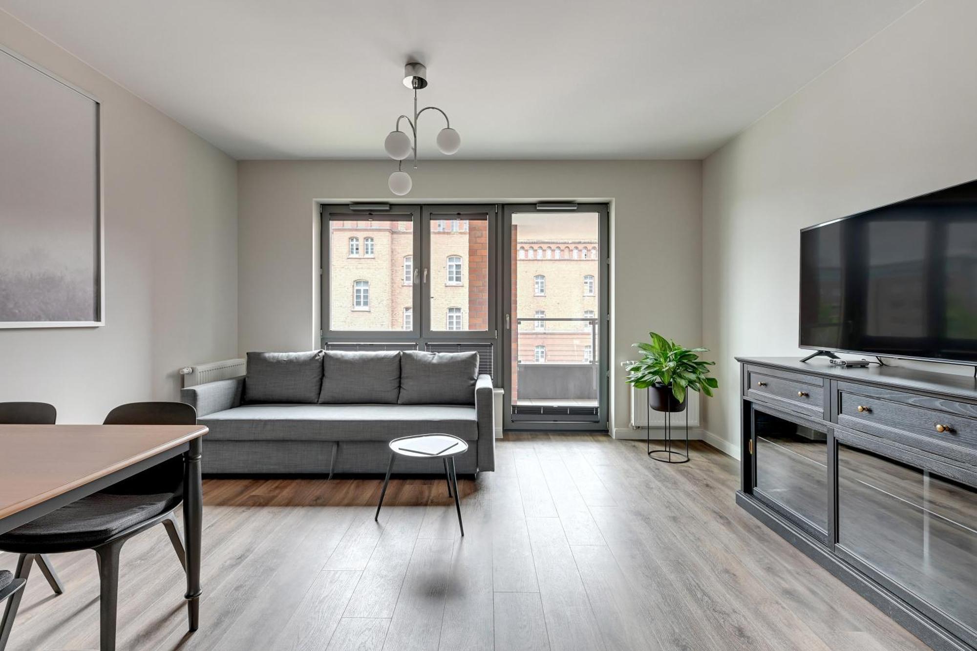 Scala Center Premium With Parking By Lion Apartment