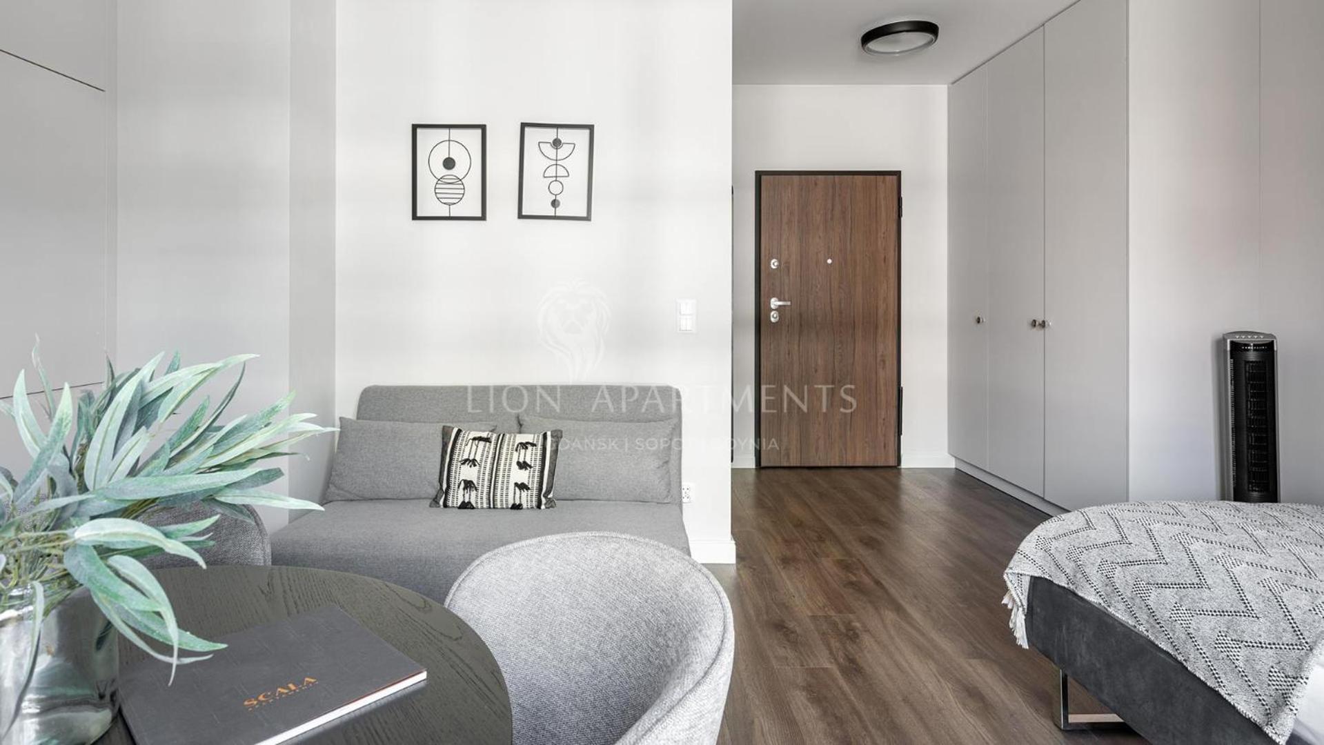 Scala Center & By Lion Apartment *