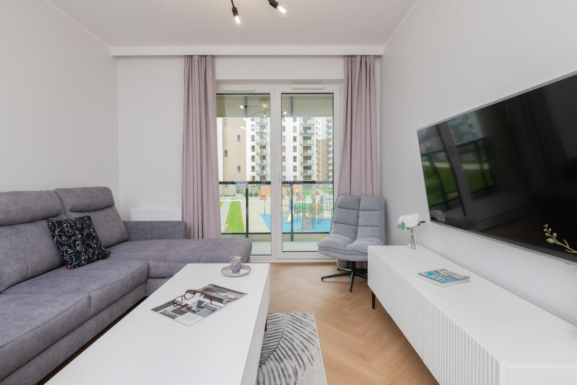 Lägenhet Nowa Letnica Comfortable With Balcony & Parking By Renters Gdańsk
