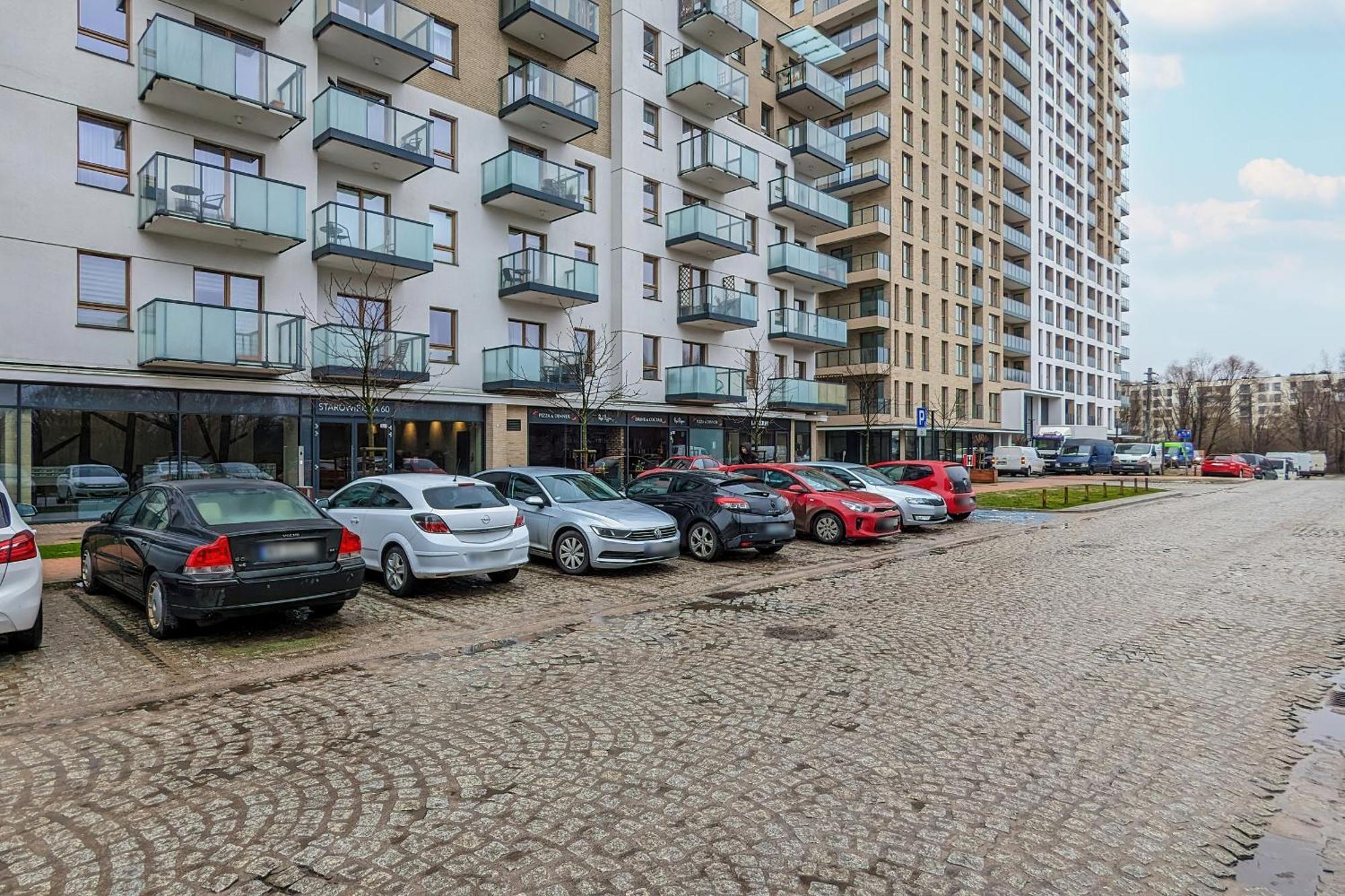 Lägenhet Nowa Letnica Comfortable With Balcony & Parking By Renters
