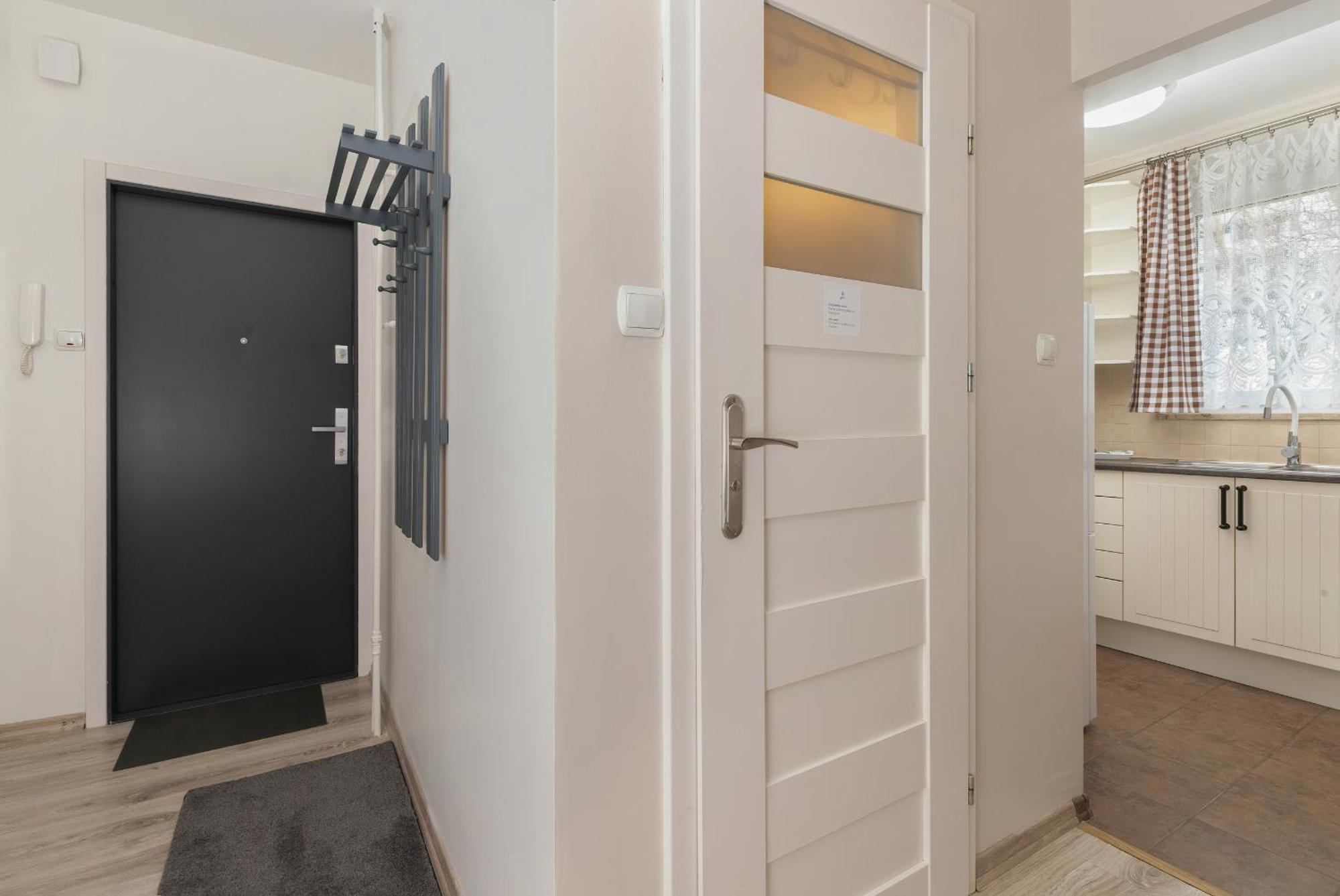 Cosy With Balcony In By Renters * Gdansk