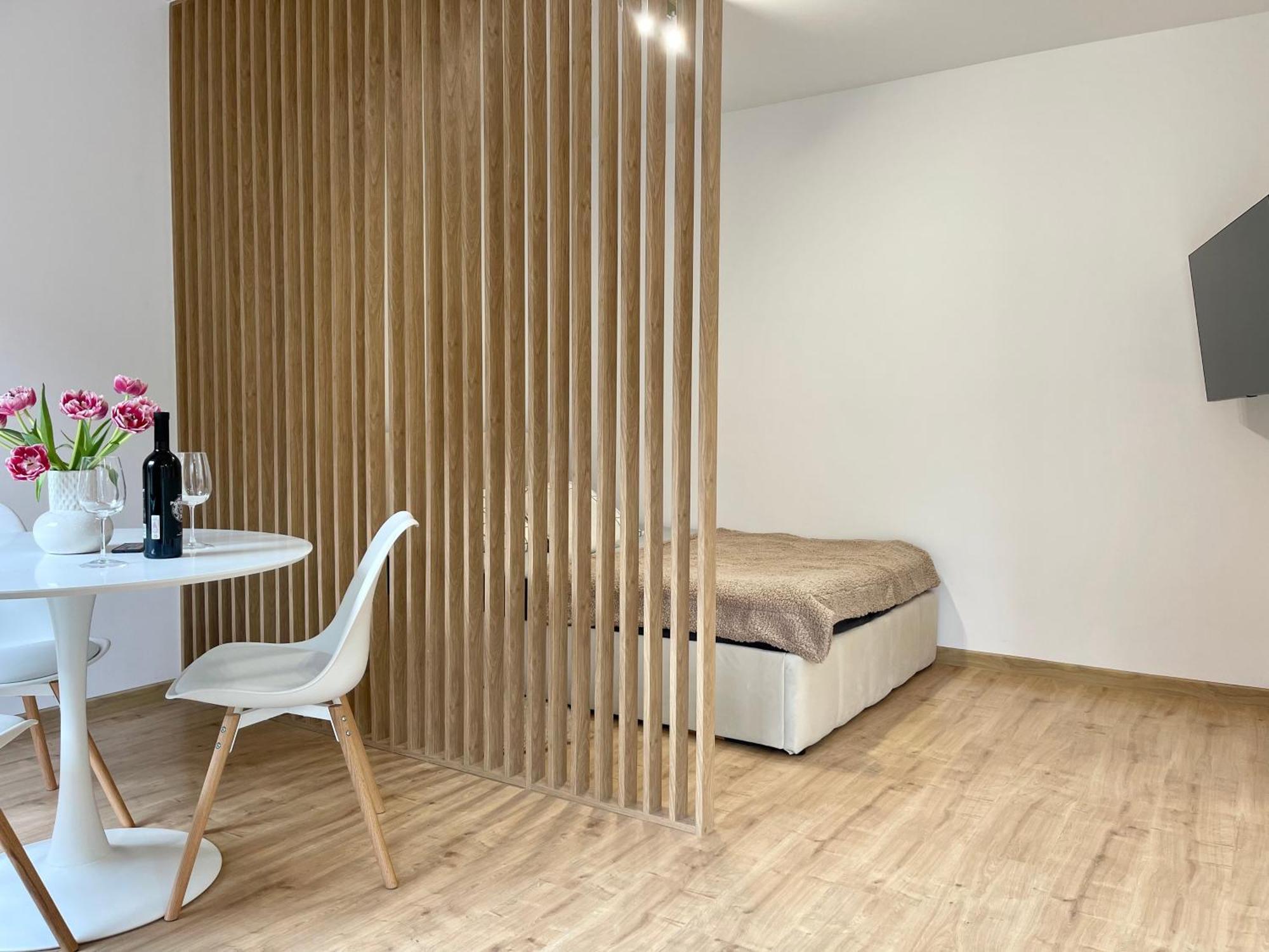 Apartment Island Modern Box