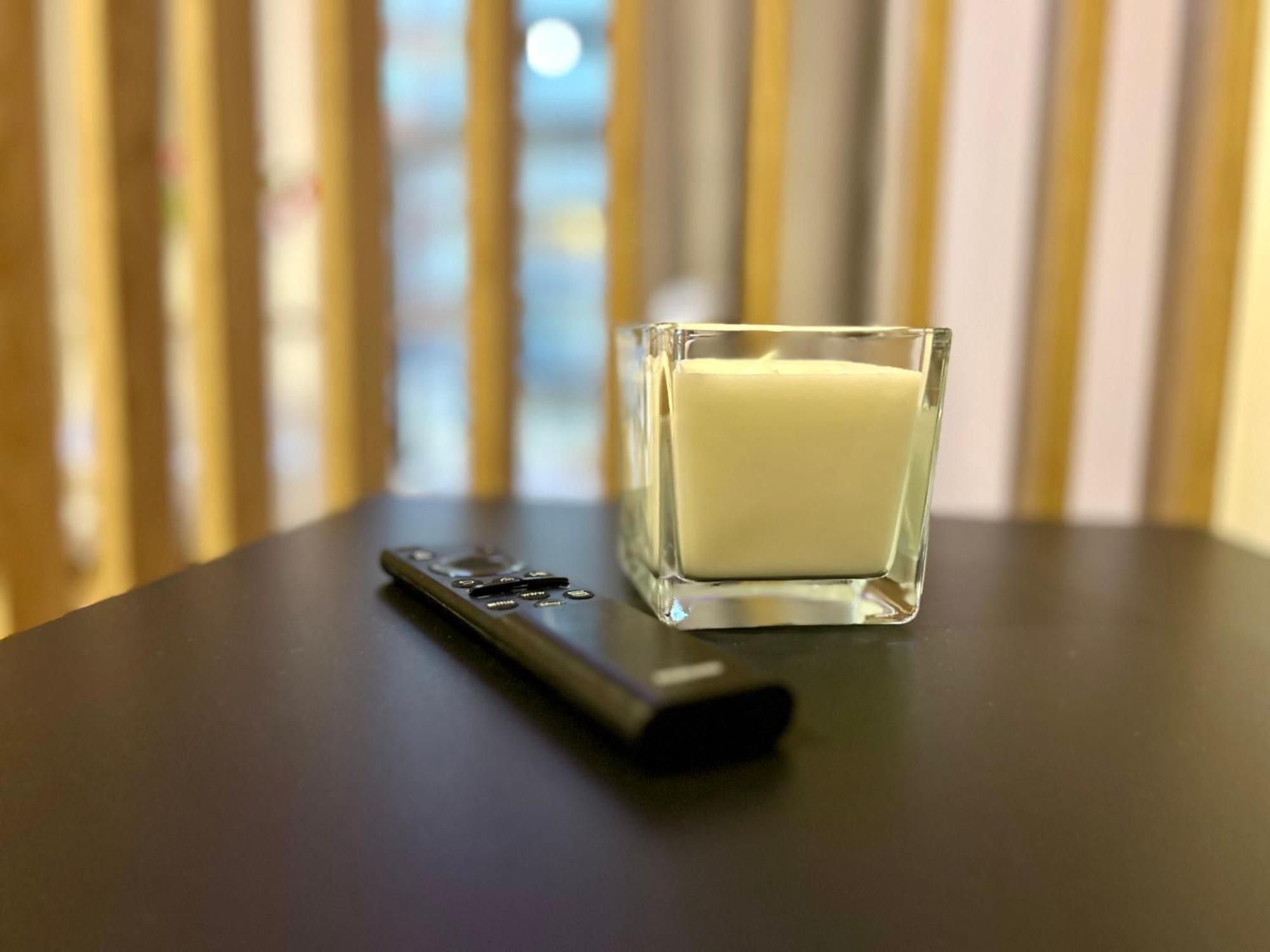 Island Modern Box *