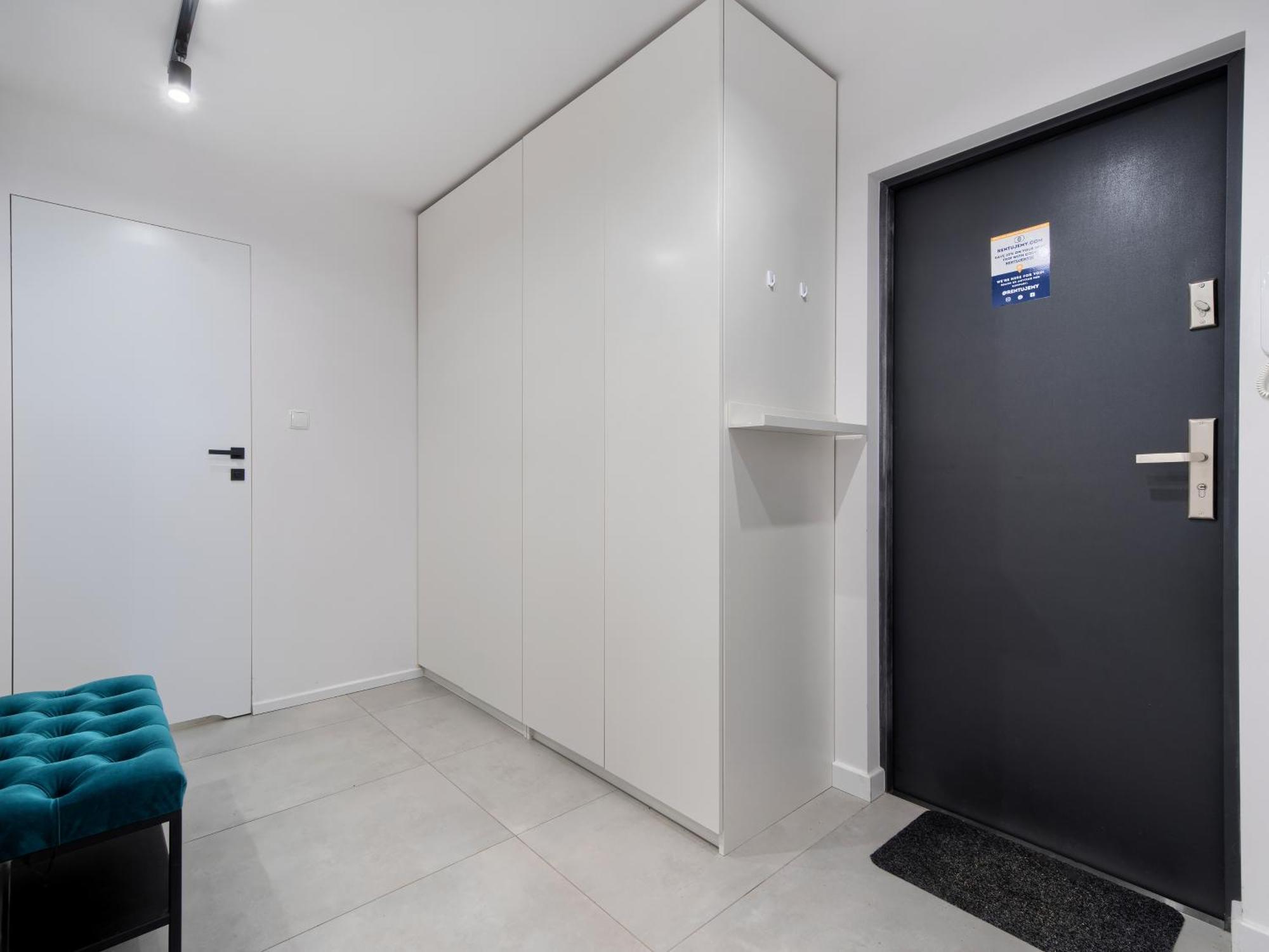 Seaside Retreat - 64m2, Parking, Workspace- By Rentujemy *