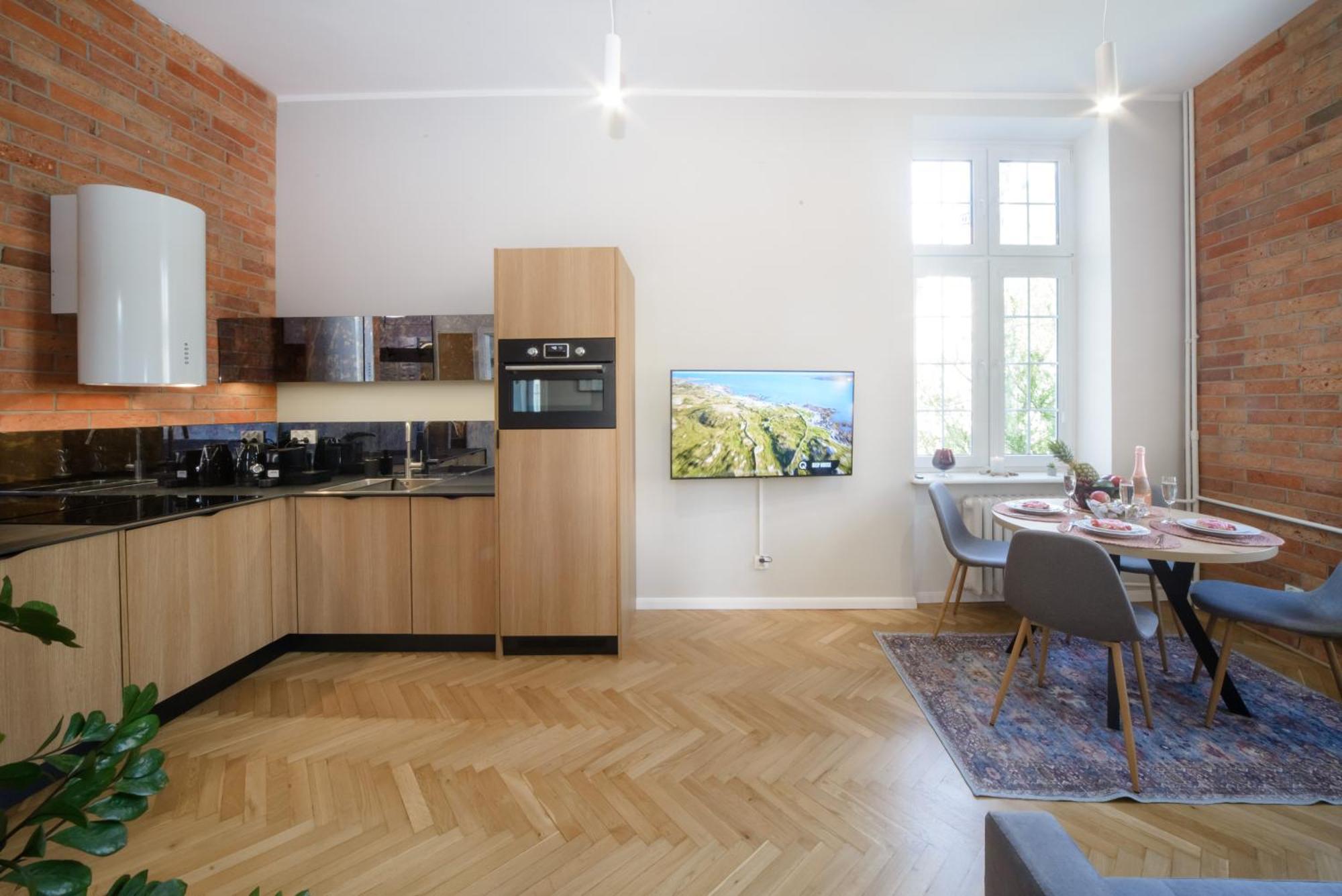 Apartment Maya's Flats & 64 - 3 On Chlebnicka Street Old Town *