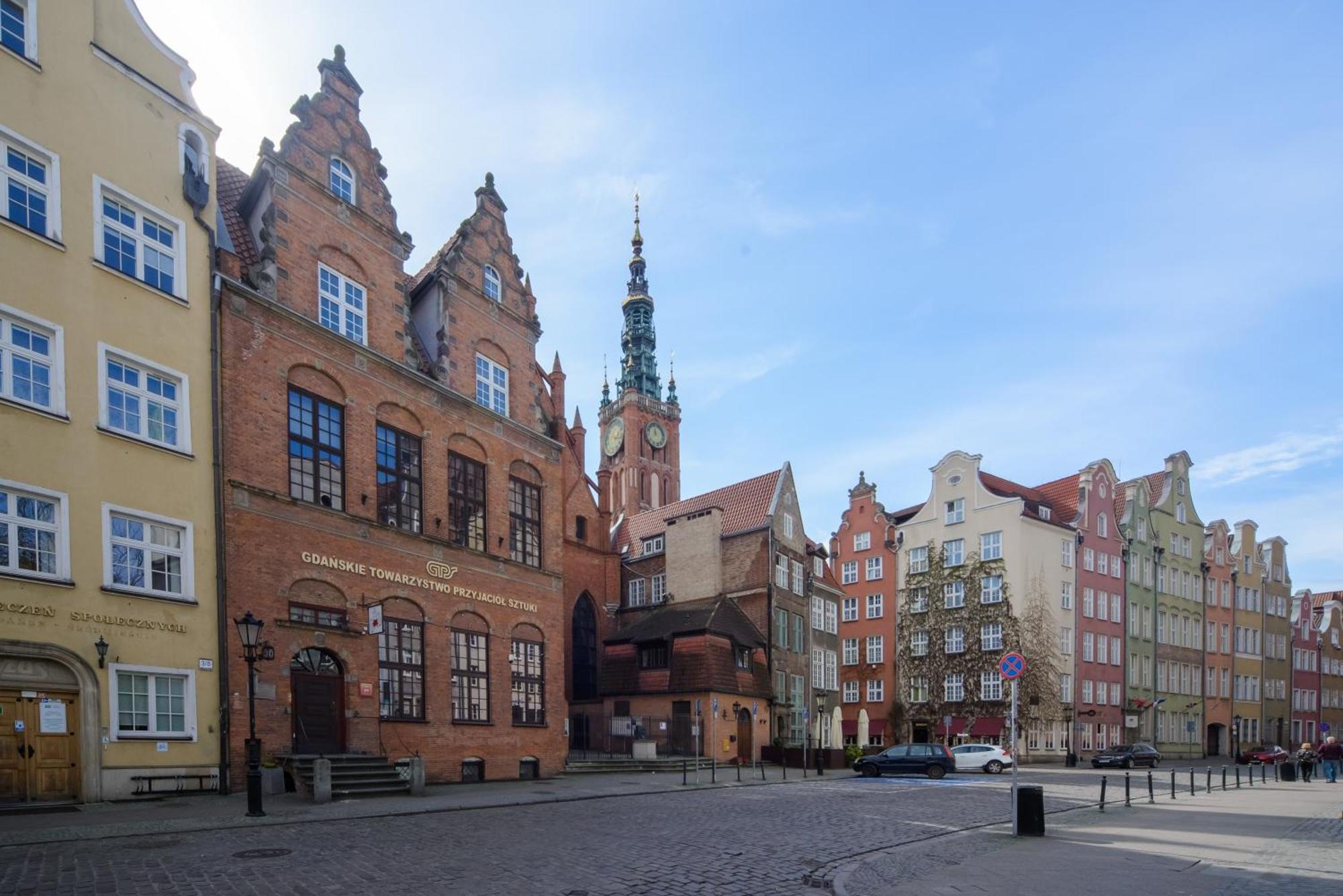 Maya's Flats & 64 - 3 On Chlebnicka Street Old Town Gdansk