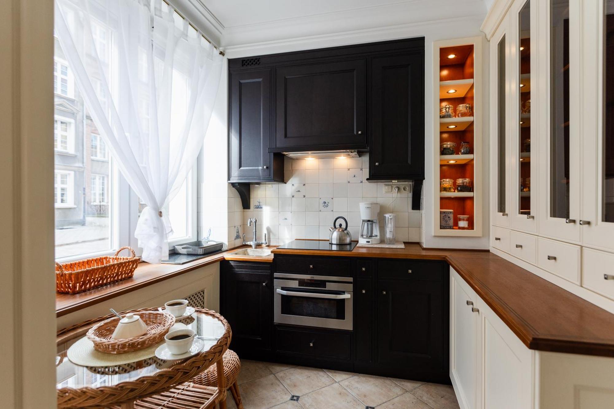 Wicker House Apartment *