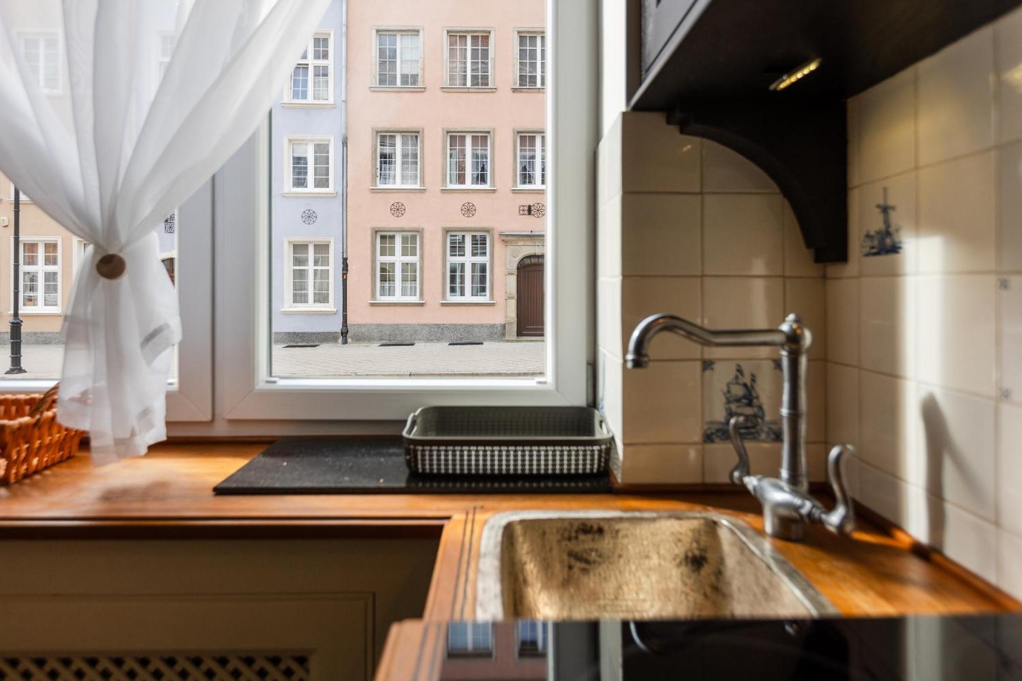 Wicker House Apartment *