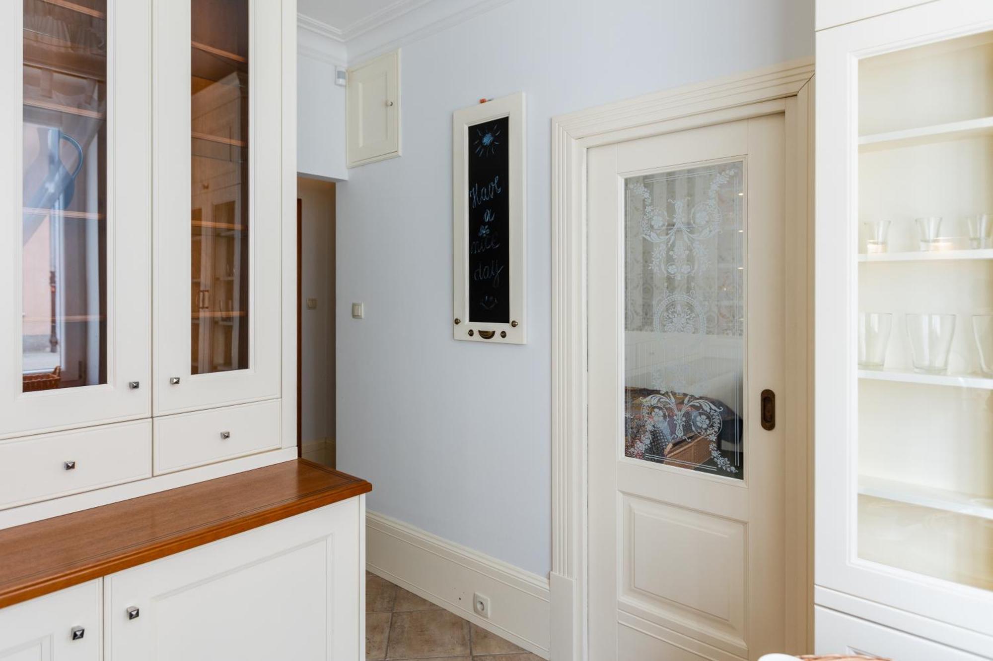 Wicker House Apartment *