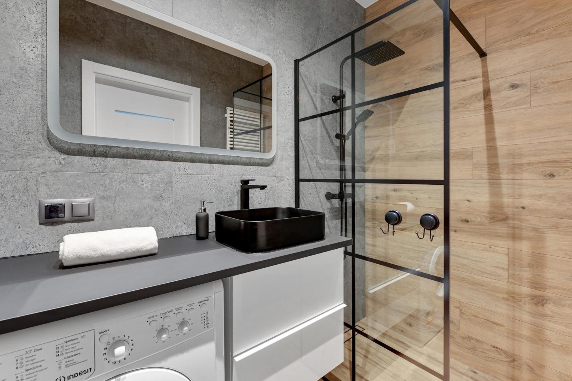Modern With A View Of The Stadium By Renters *