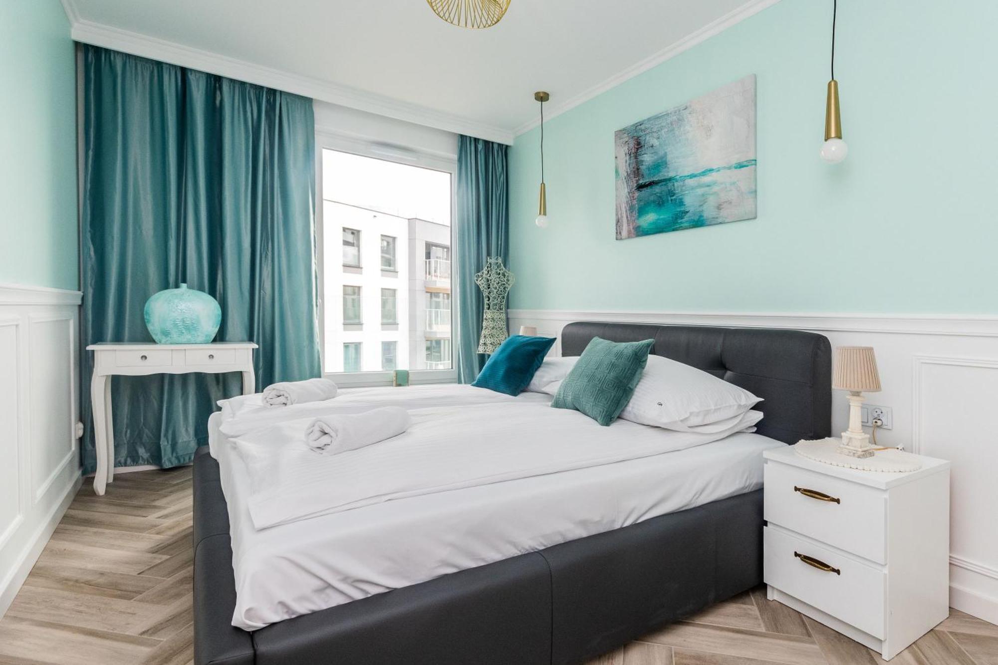 Apartment Golden Azzure By Grand