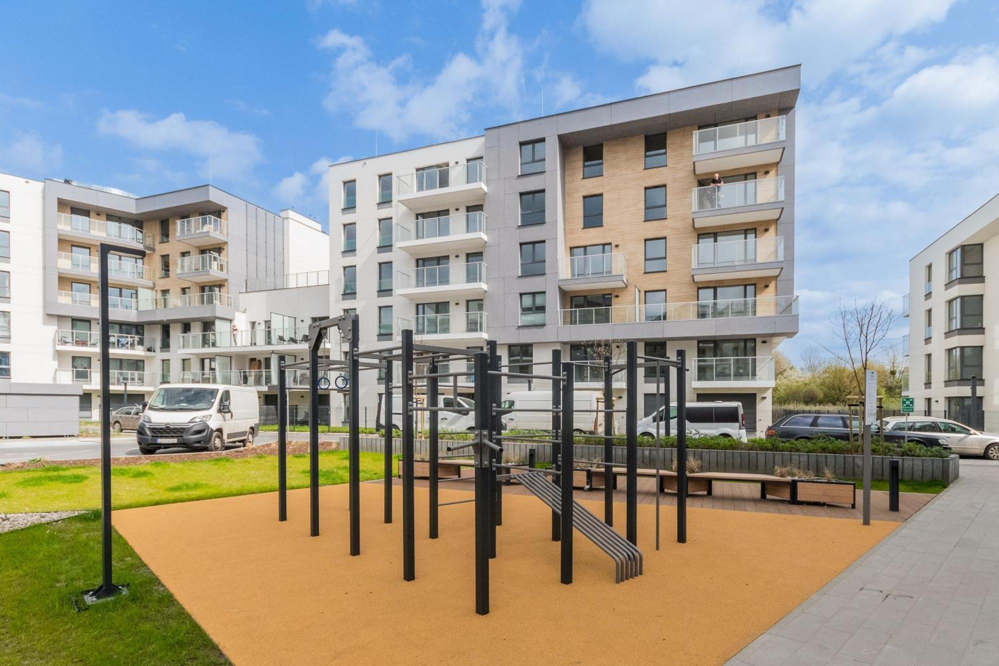 Apartment Golden Azzure By Grand *