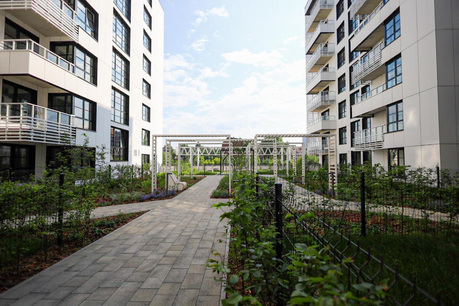 Glow Apartments, Stocznia Cesarska & Montownia *