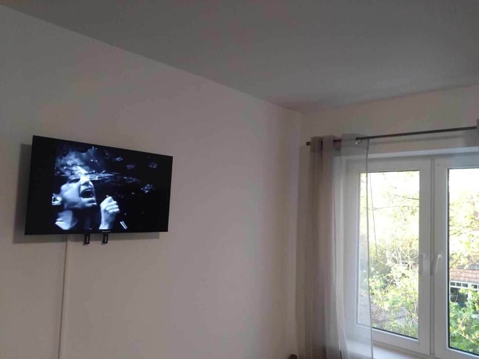 Tanie Pokoj Nr 2 1-3 Osobowy Z Lazienka Na Korytarzu