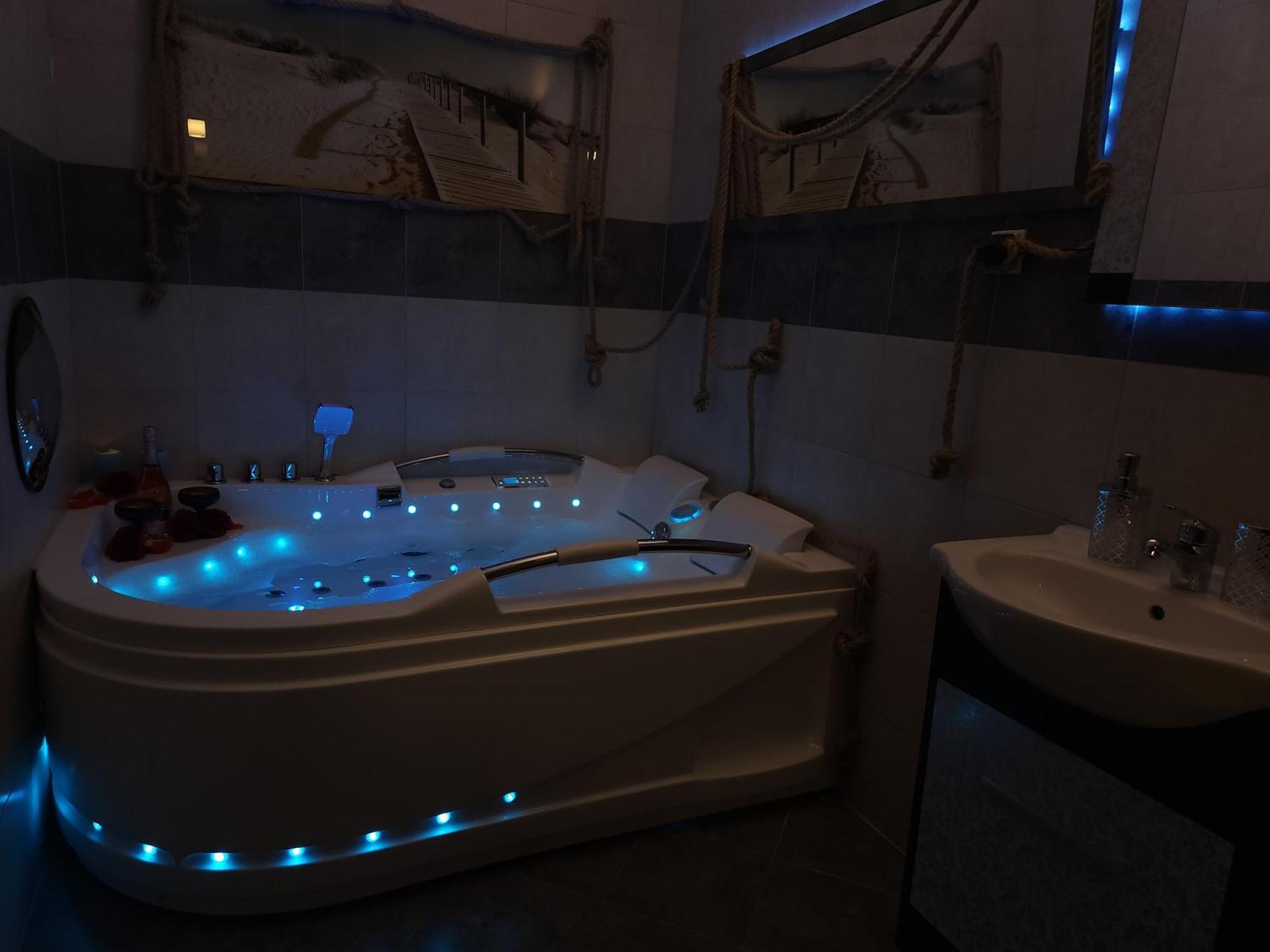 Căn hộ By The Sea - Prestige With A Luxurious Jacuzzi, Sauna And An Exclusive Massage Chair Available In One Of The Apartments! Gdansk
