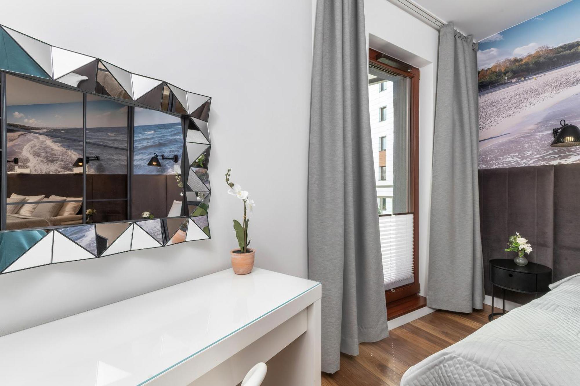 In Center With Balcony, Parking And Air Conditioning By Renters Danzig