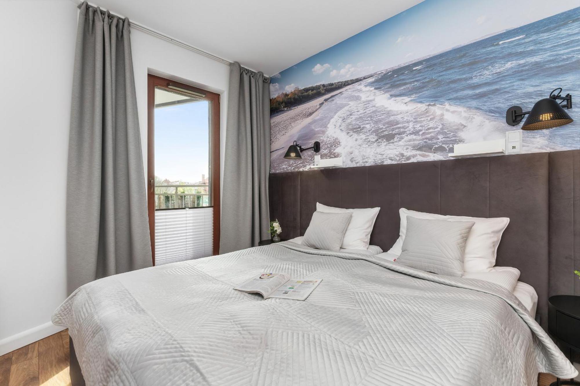 In Center With Balcony, Parking And Air Conditioning By Renters Danzig