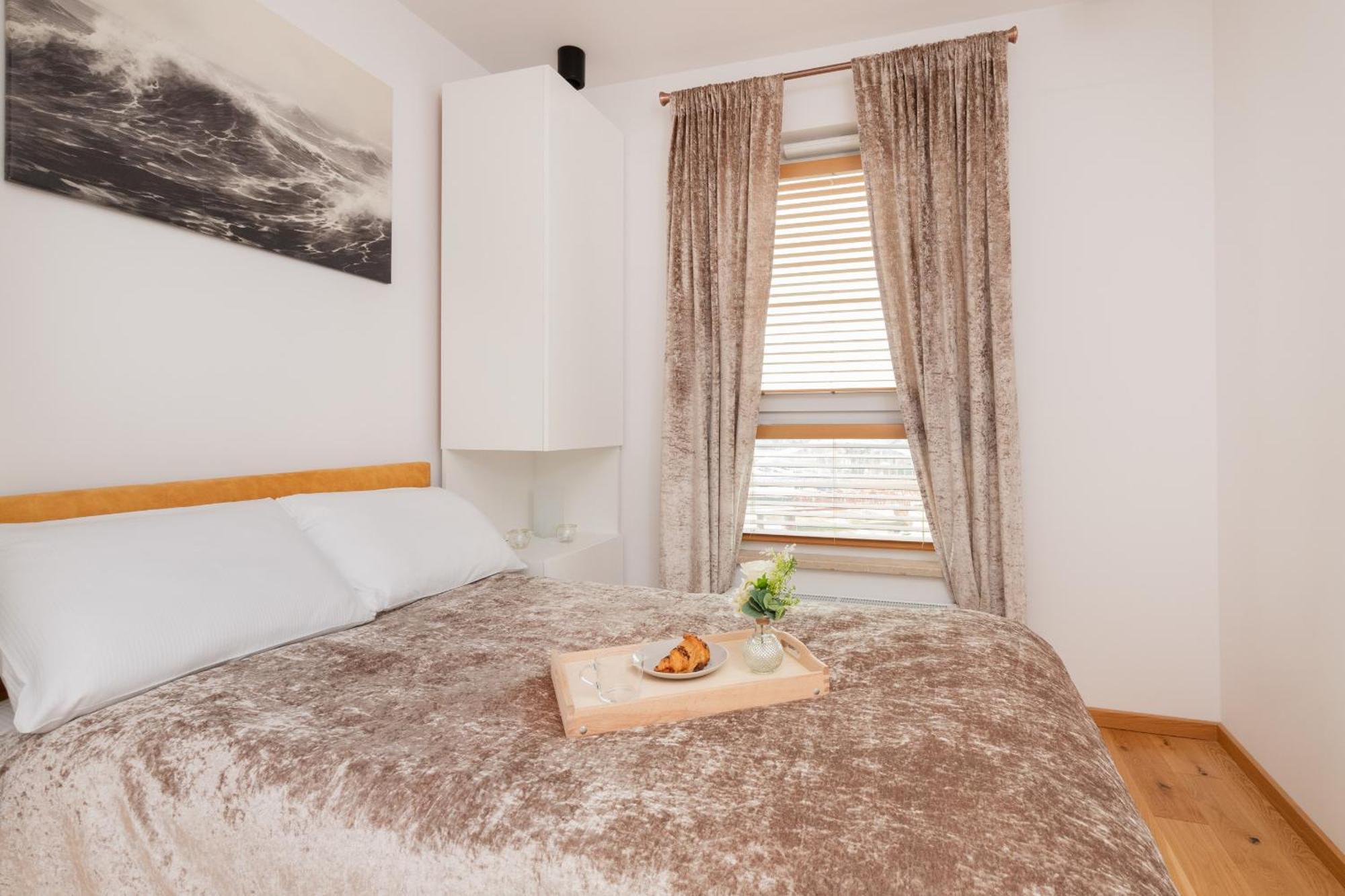 Nowa Letnica Z Parkingiem I Balkonem Przy Stadionie Polsat Arena By Renters * Gdansk
