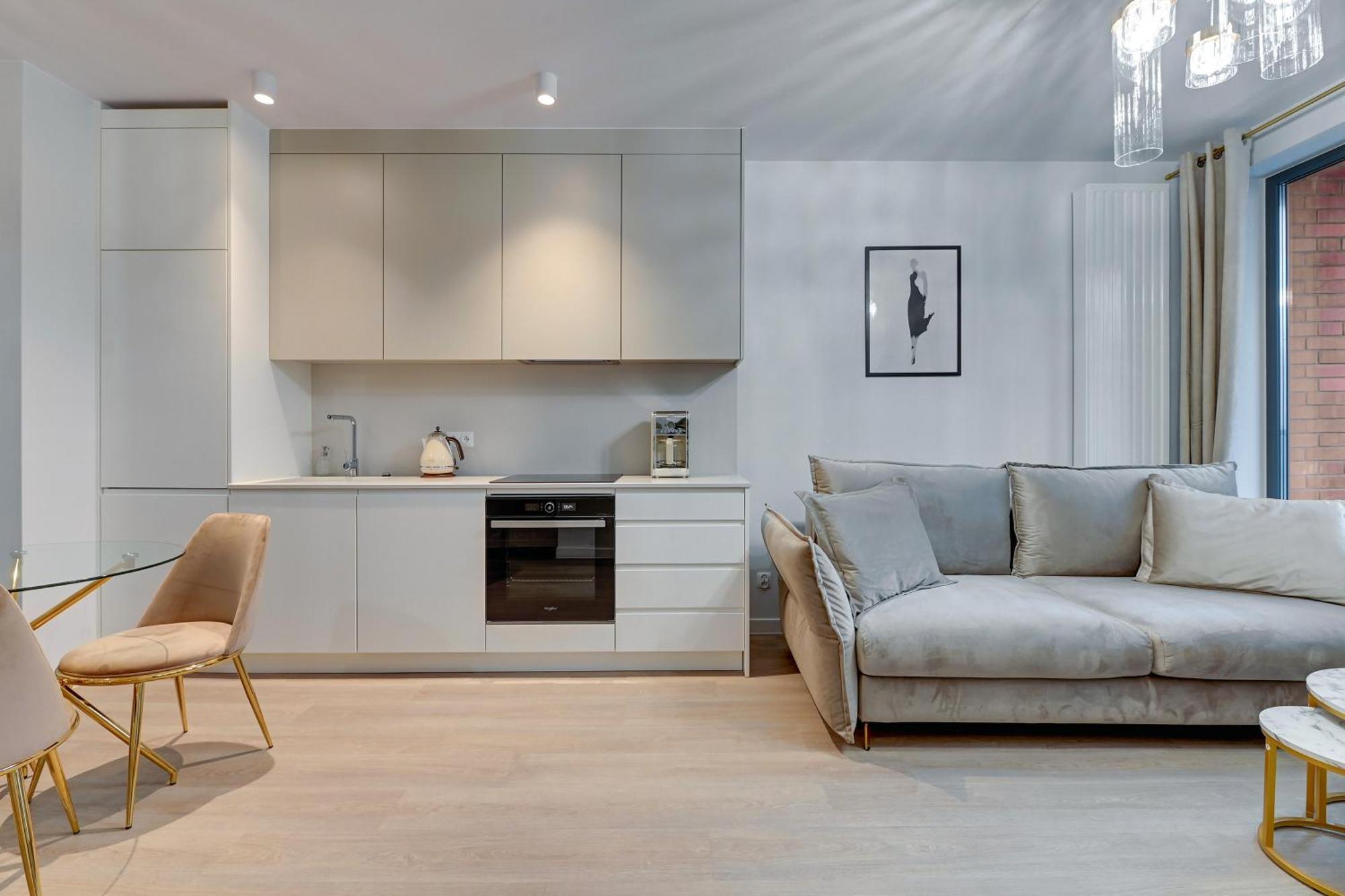 Scala By Blue Mandarin Apartment