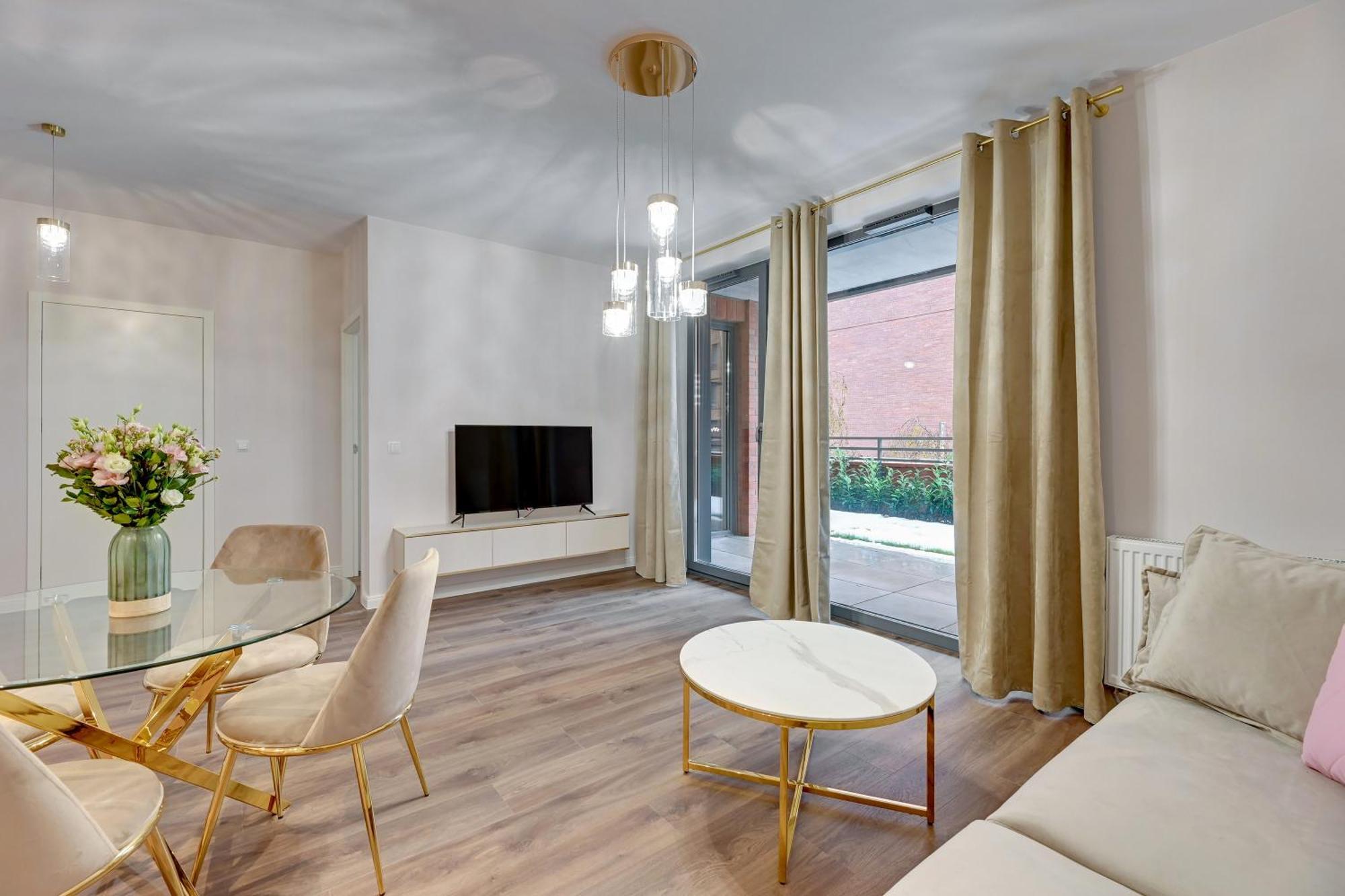 Scala By Blue Mandarin *