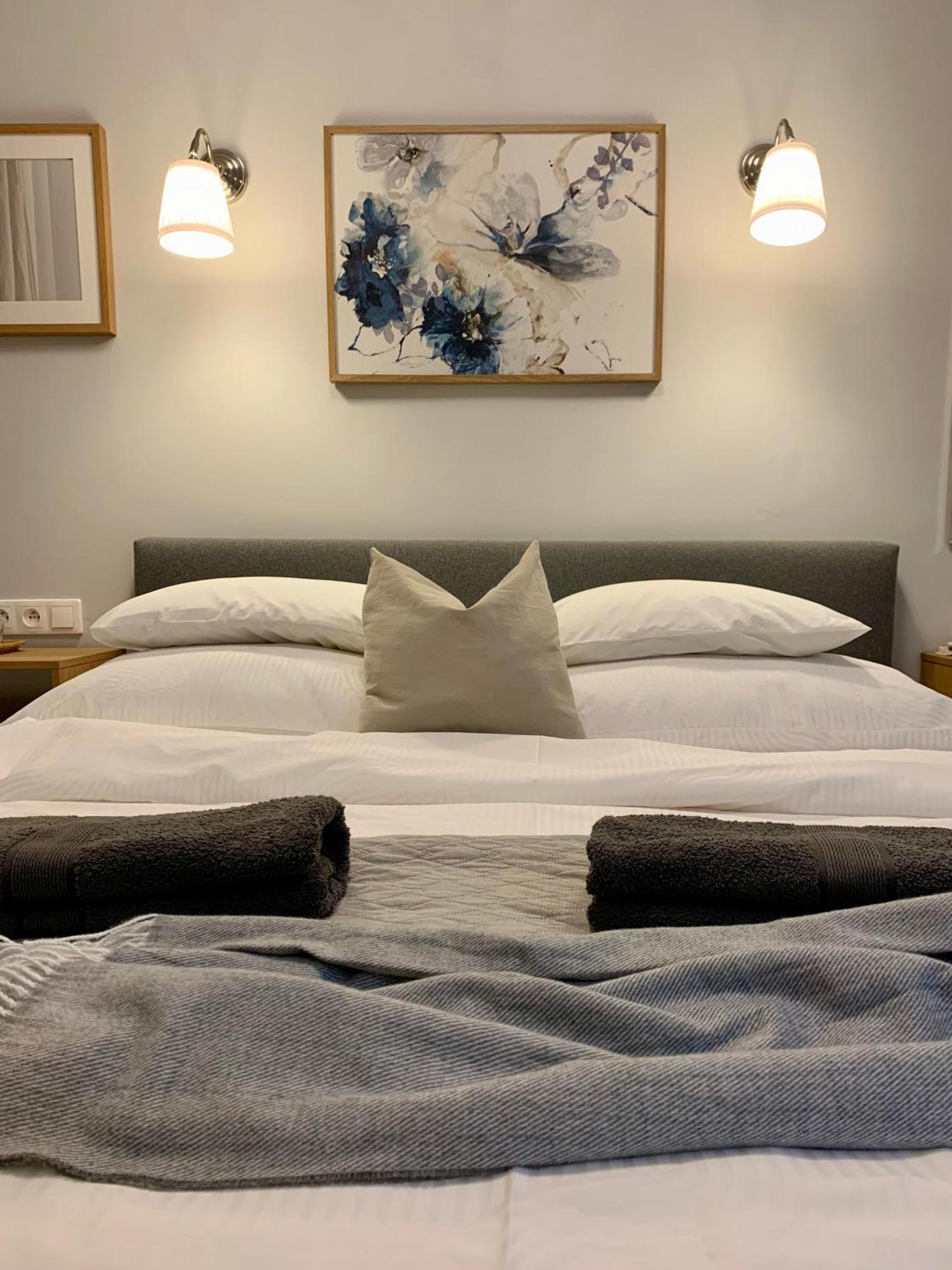 Apartment Mirella Old Town