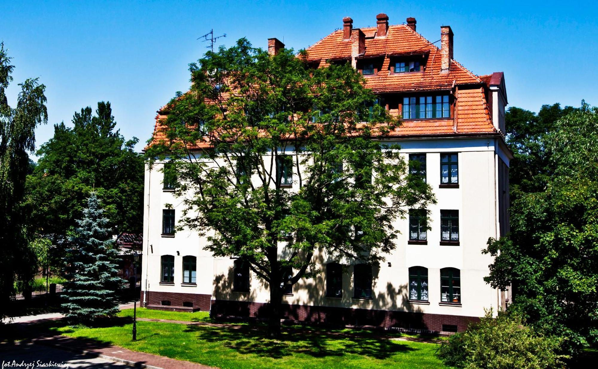 Hostel Ds Cztery Pory Roku *