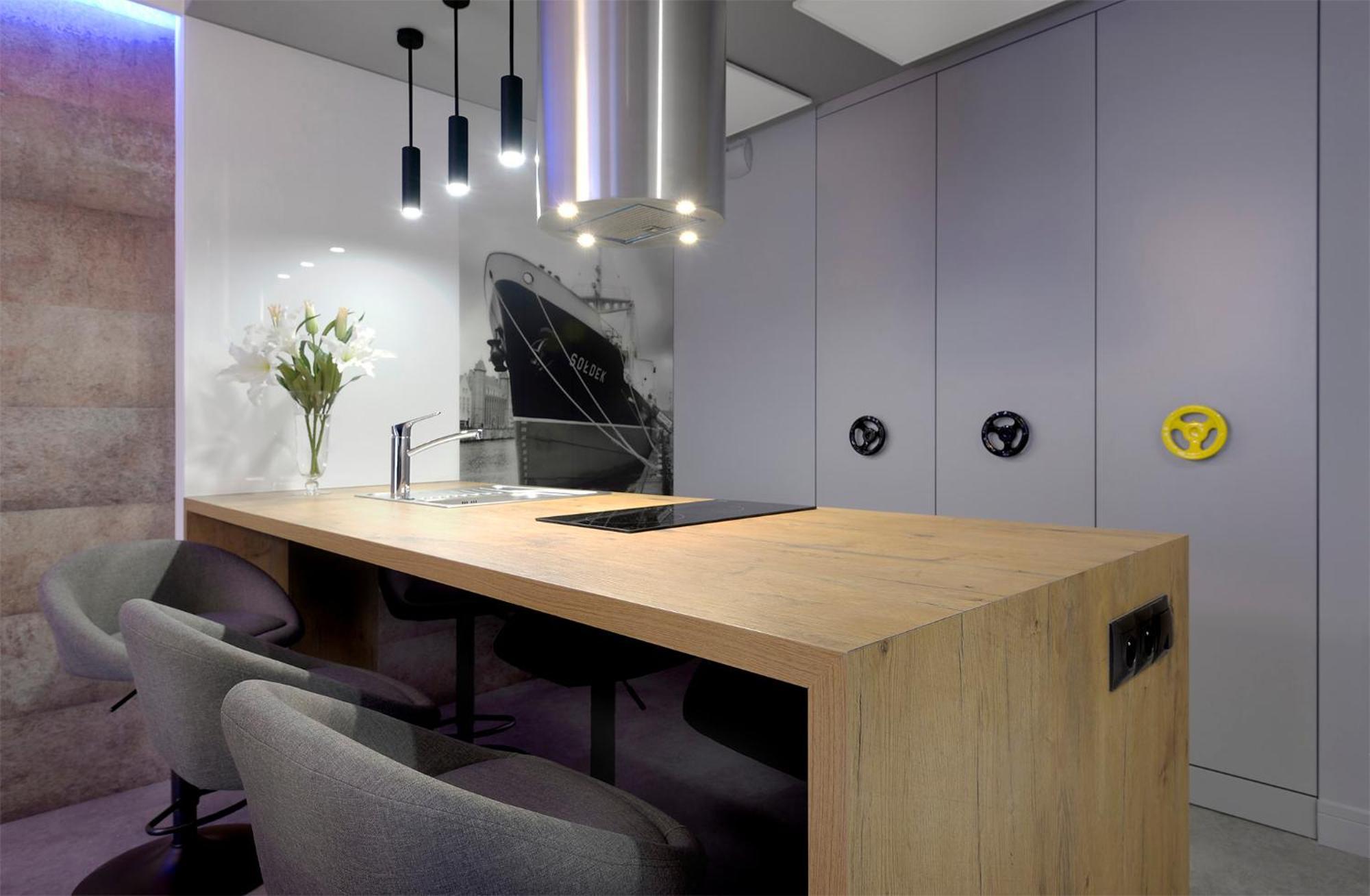 Elite Waterlane Free Swimming Pool Access