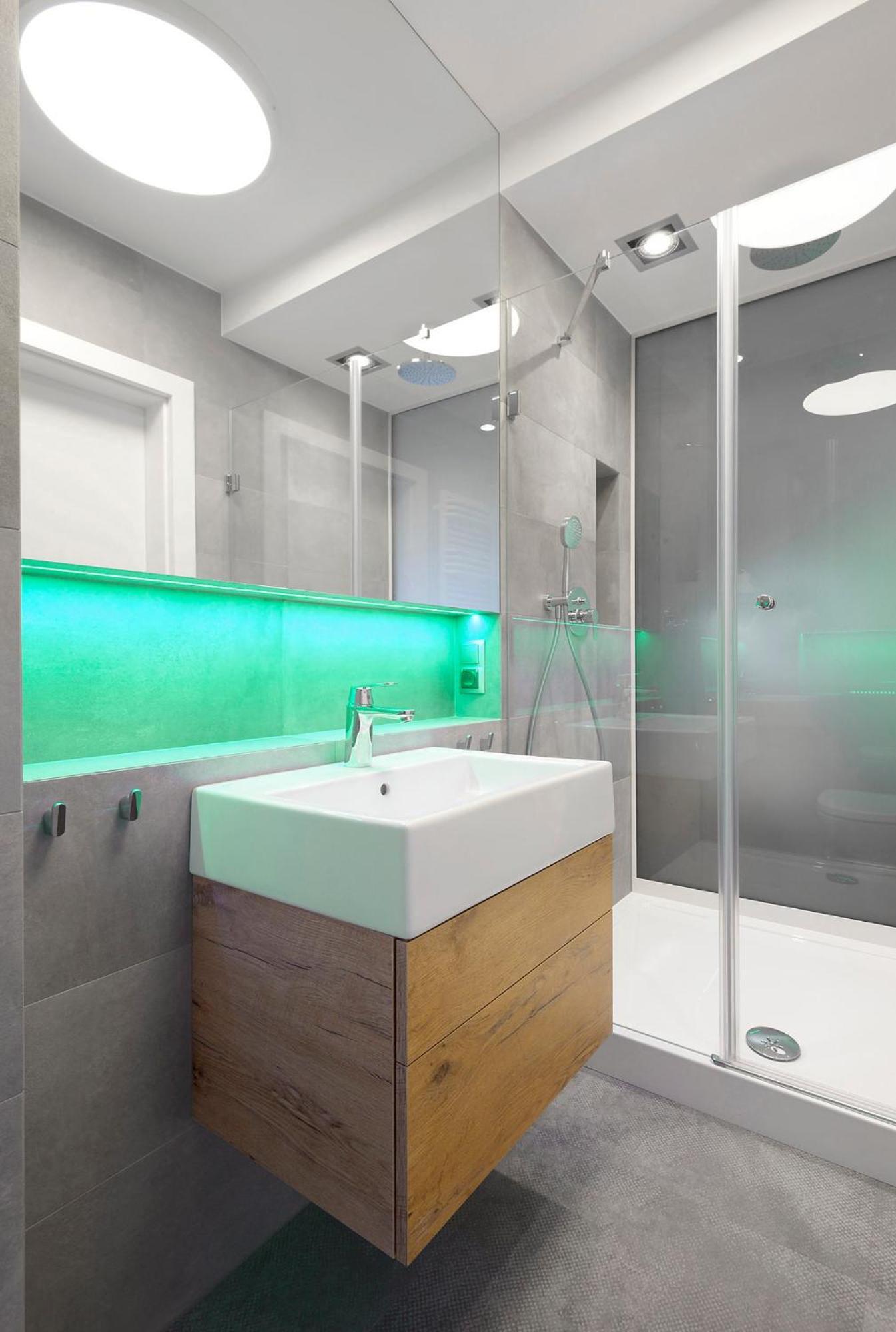 Elite Waterlane Free Swimming Pool Access