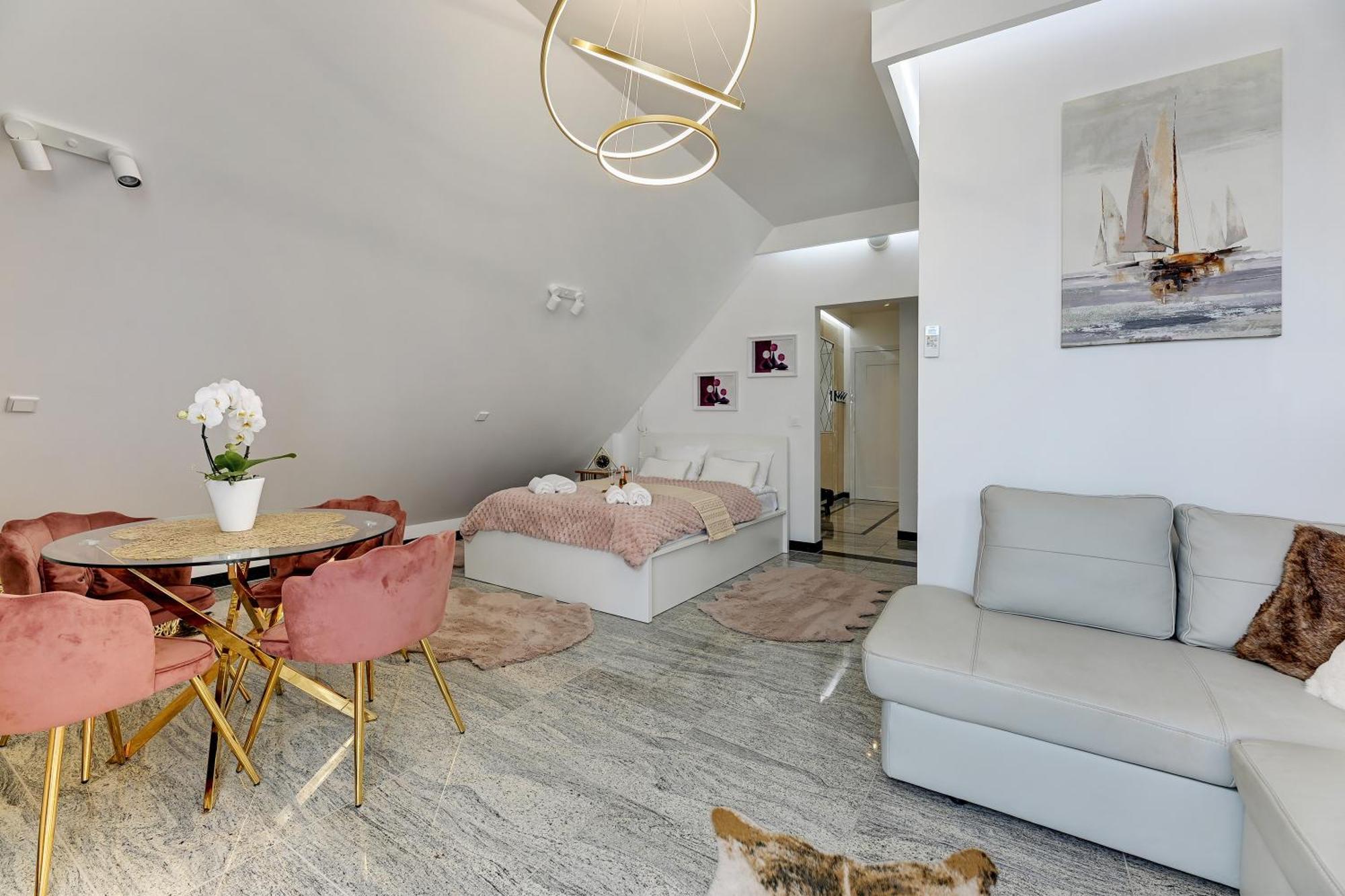 Apartment Granaria Kingdom & Happiness Premium By The River - Gratis Prosecco *