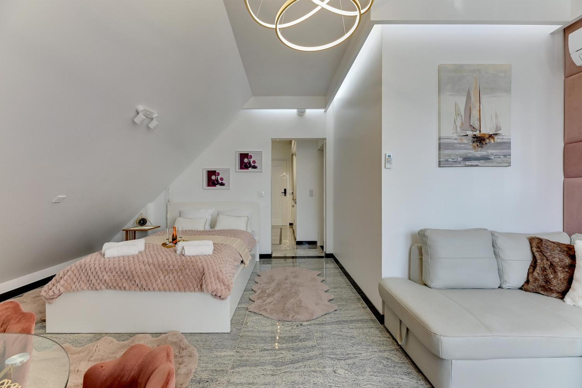 Apartment Granaria Kingdom & Happiness Premium By The River - Gratis Prosecco