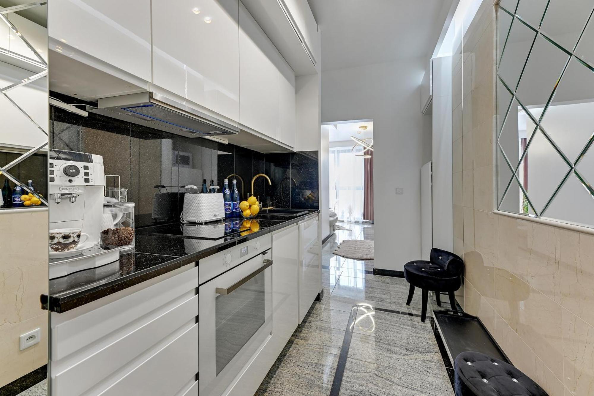 Apartment Granaria Kingdom & Happiness Premium By The River - Gratis Prosecco *