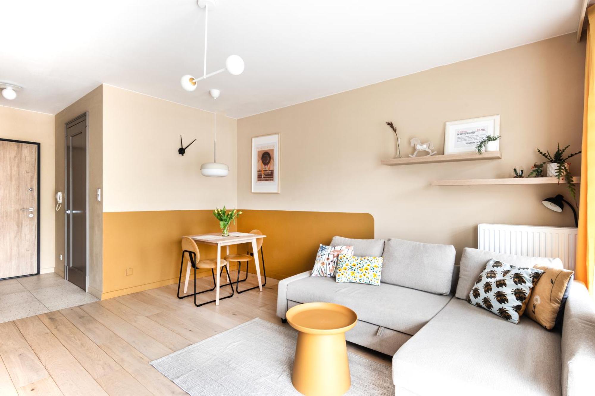 Colour House *