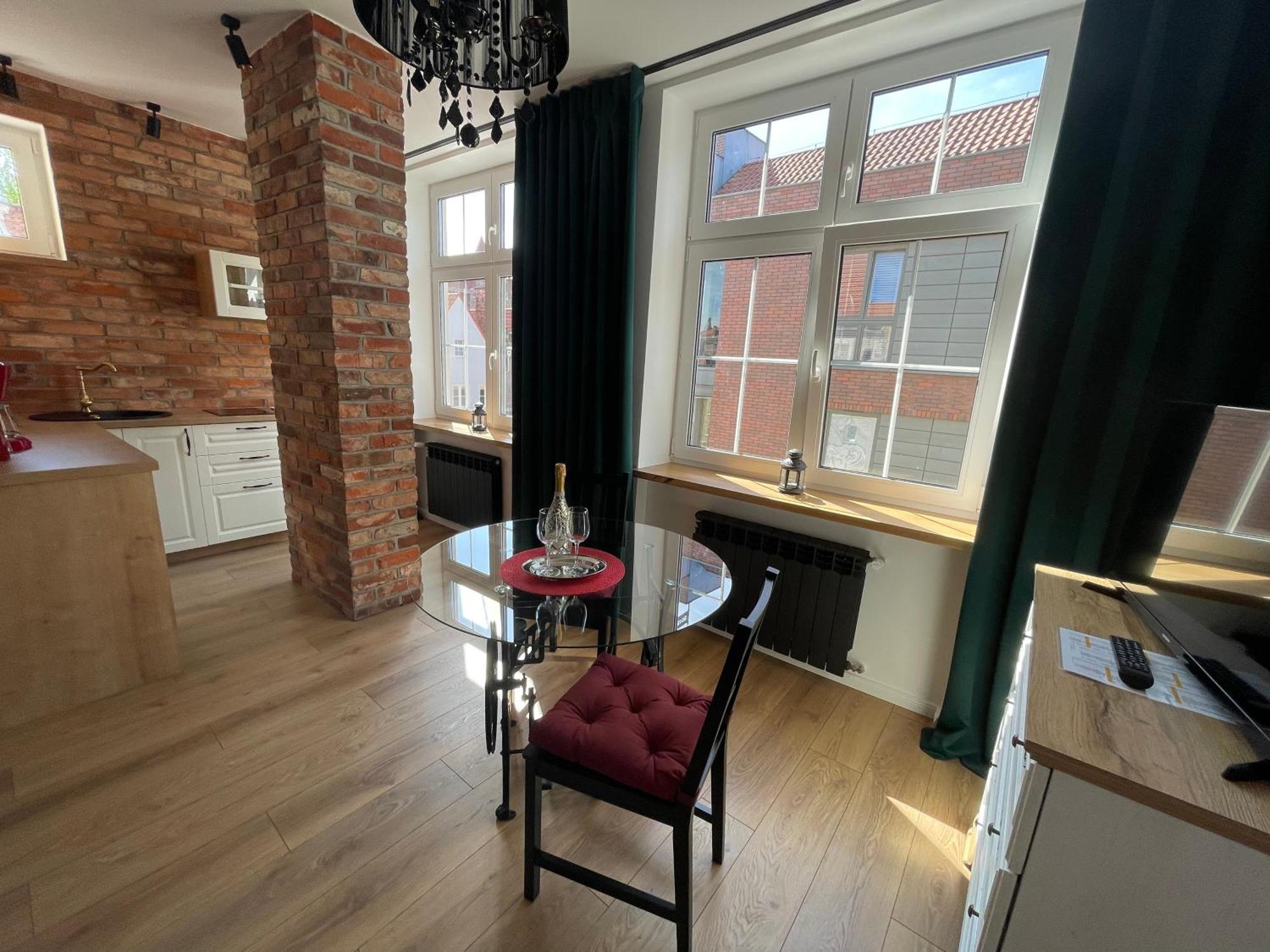 H&t Old Town Szeroka 86 Apartment Gdansk