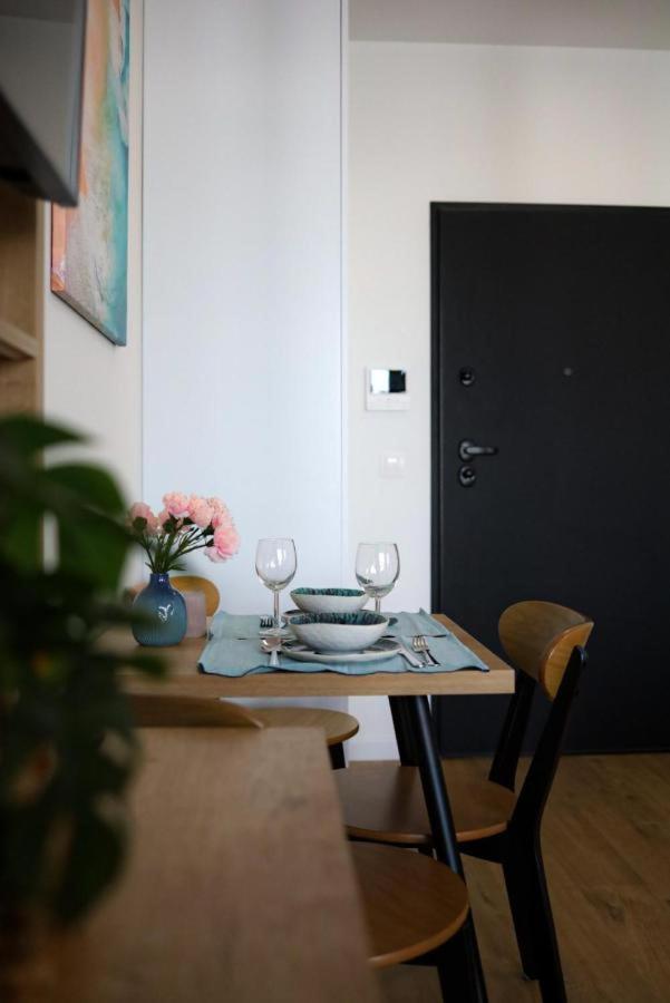 Apartament Doki 83