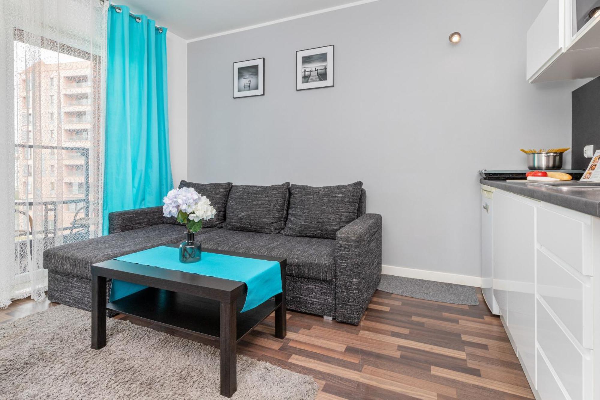 Lejlighed Sky Blue Chmielna Near Old Town In By Renters *