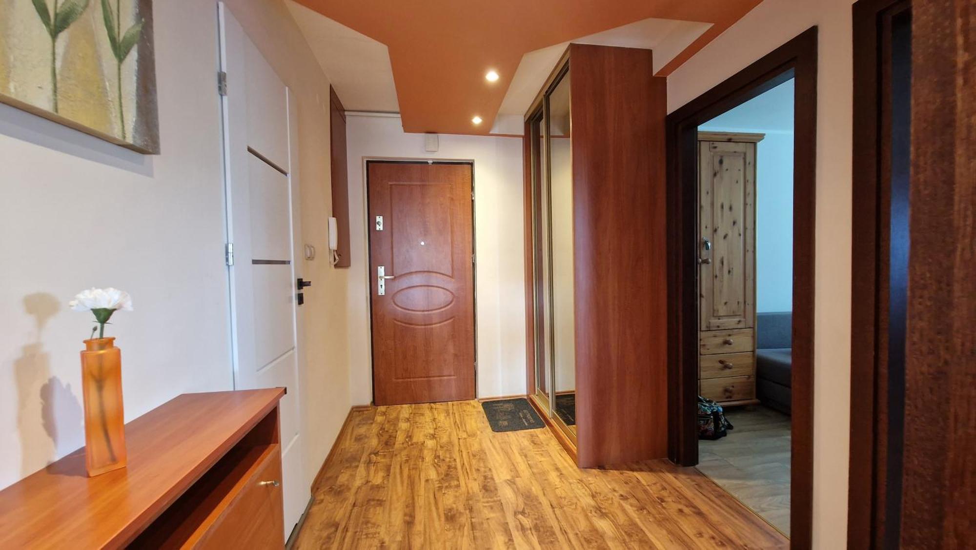 Apartament, 3 Pokoje Na 10 Pietrze