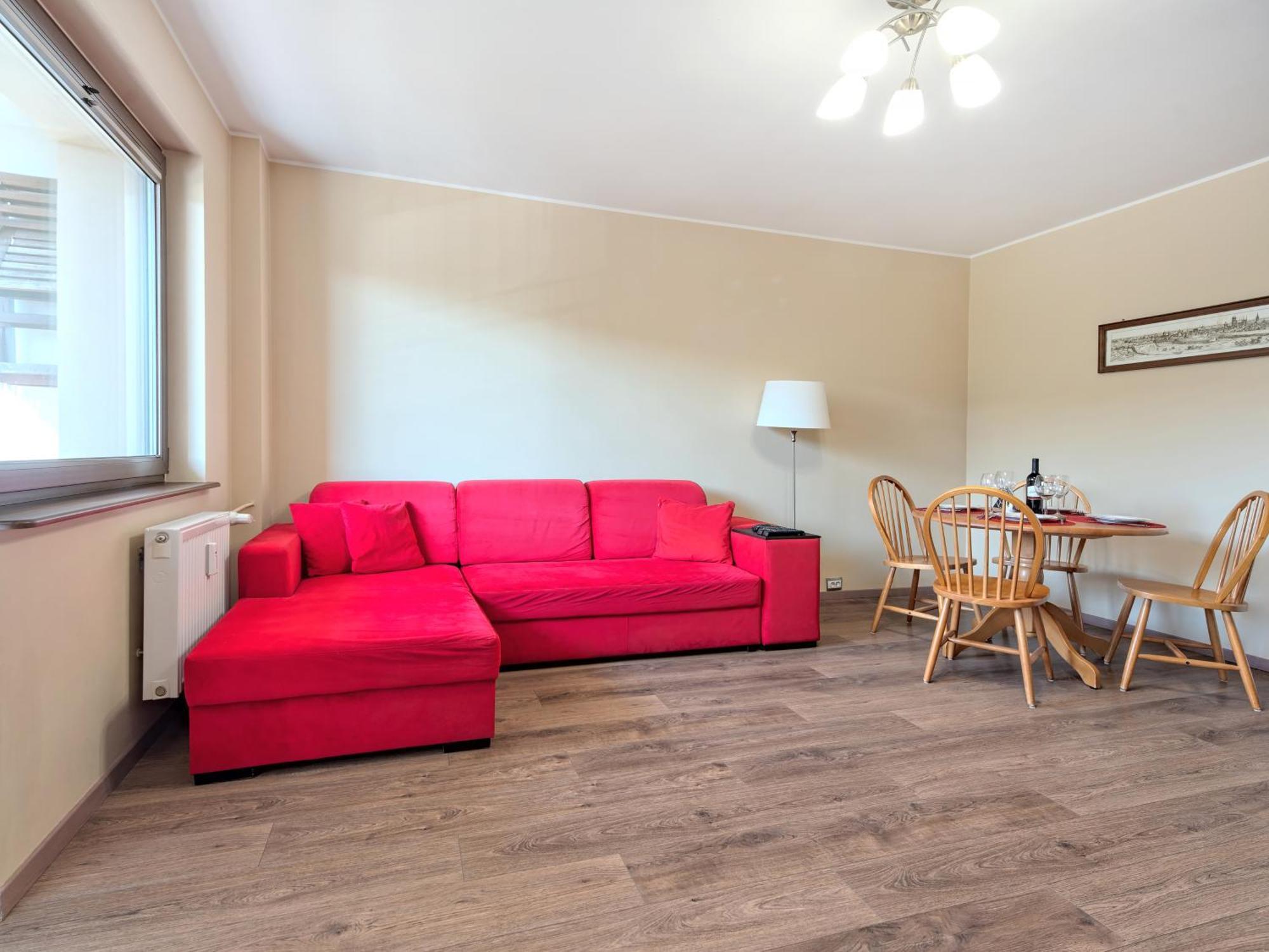 Apartment Business Apt - 50m2, Workspace, Balcony - By Rentujemy *