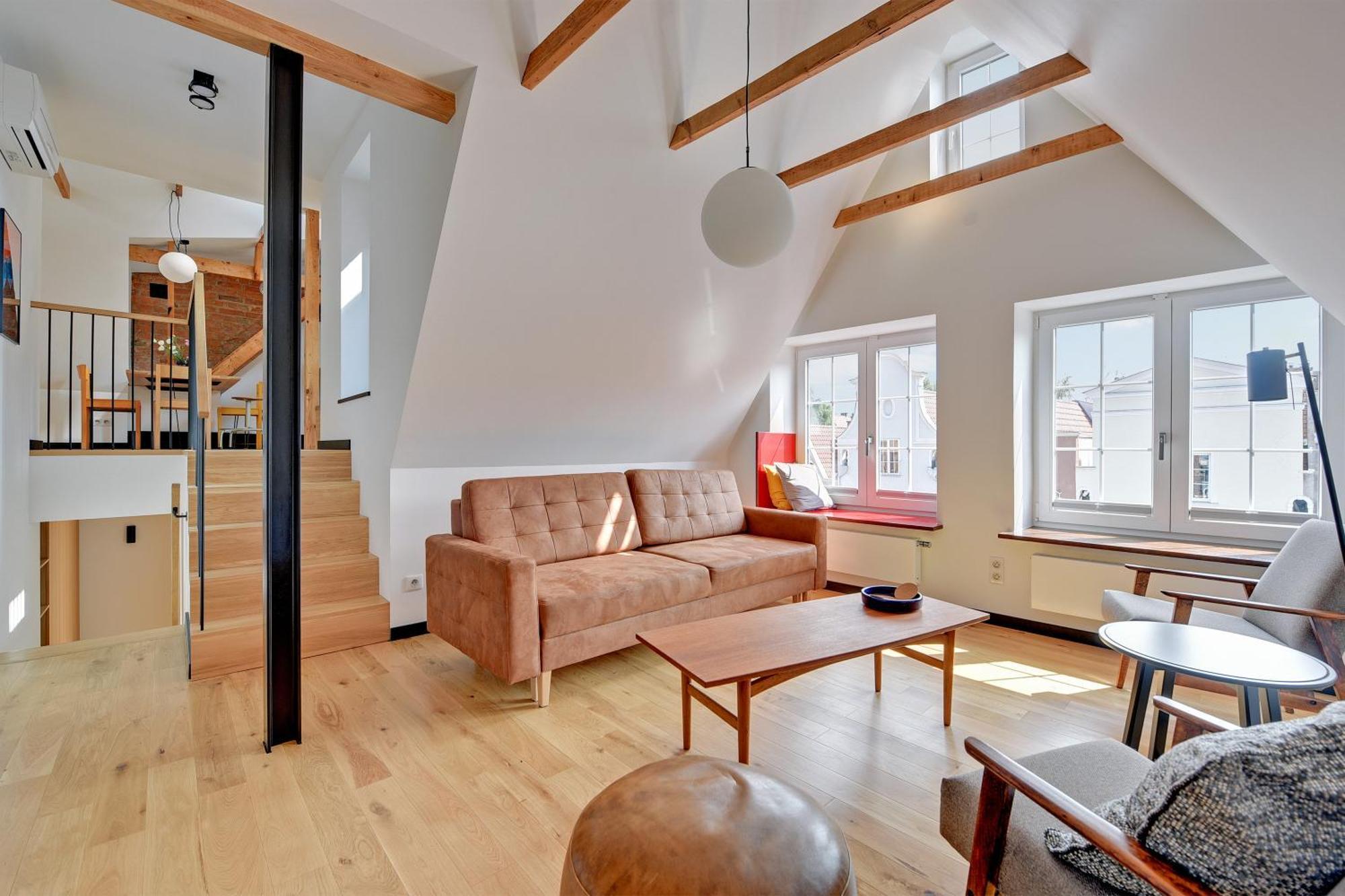 Apartment 3-level With A View Of St Mary's Basilica By Downtown *