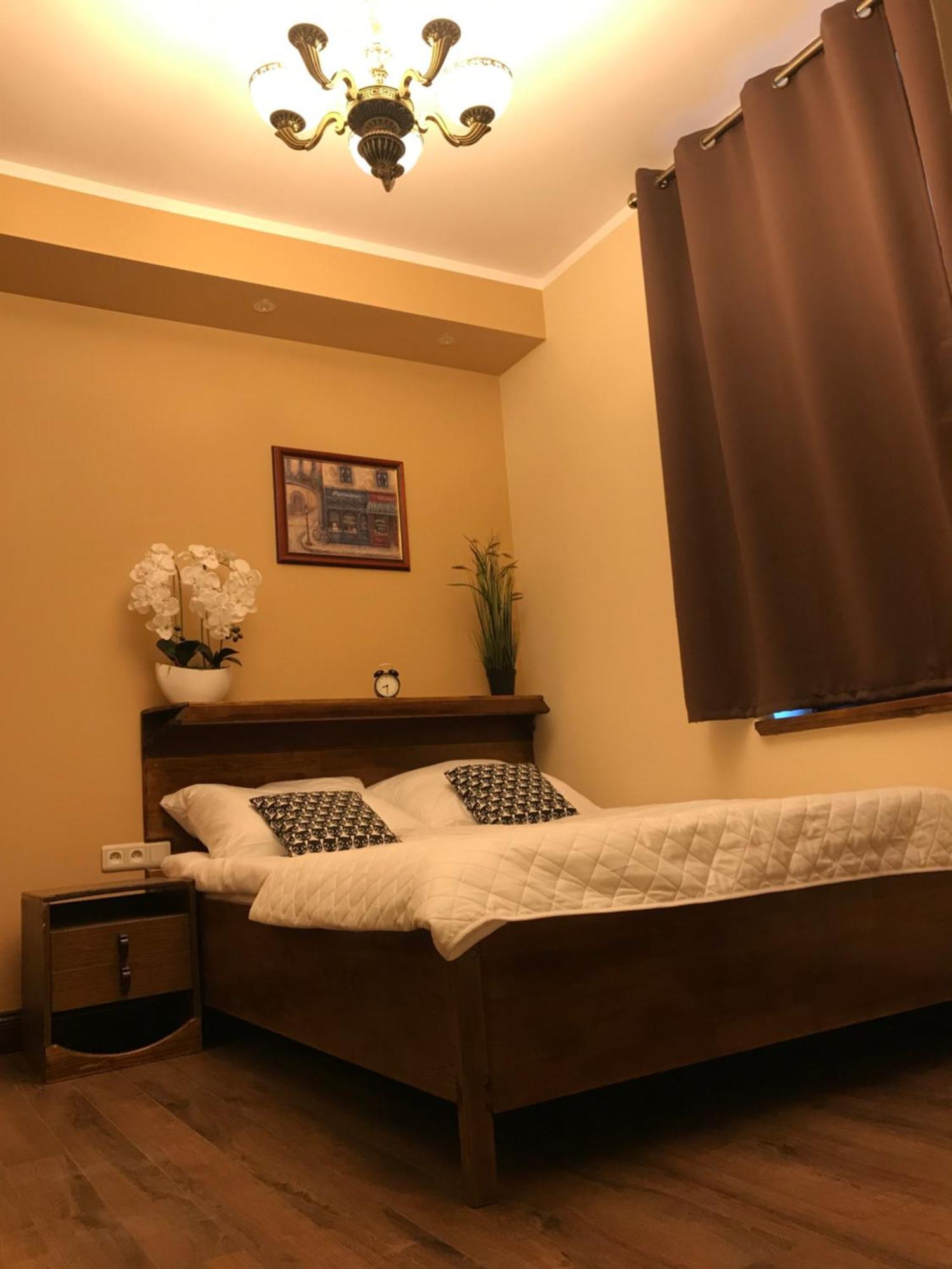 Dworek Oliwski Bed & Breakfast