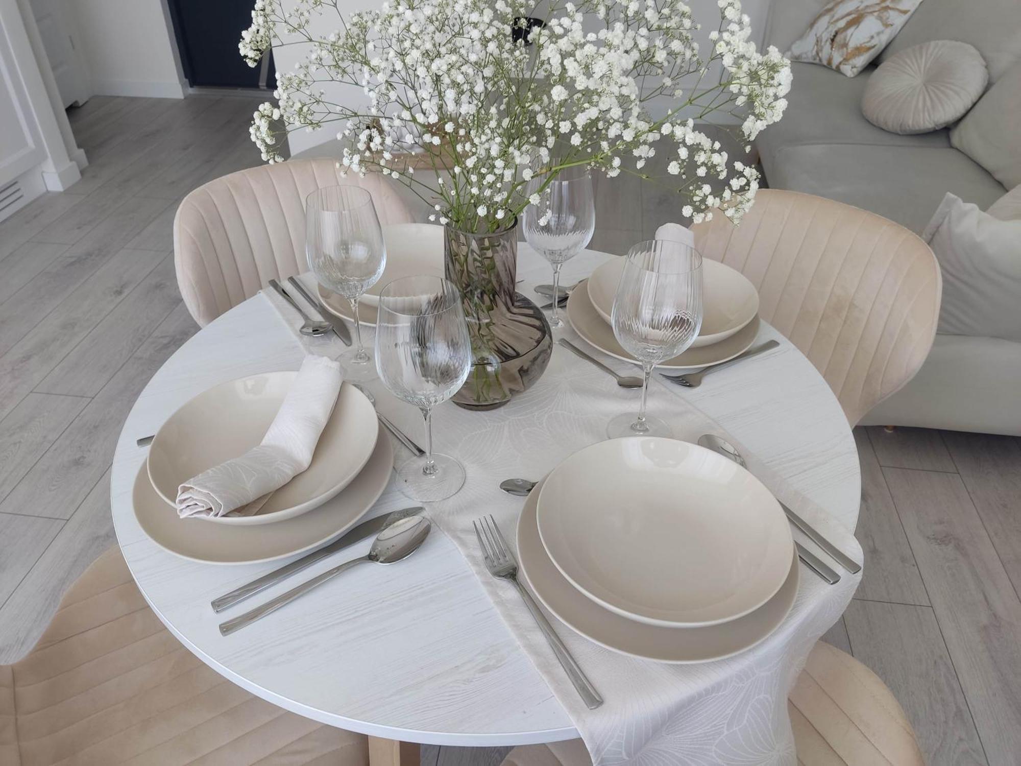 Ivory Angel Home-sea Studio Gdansk
