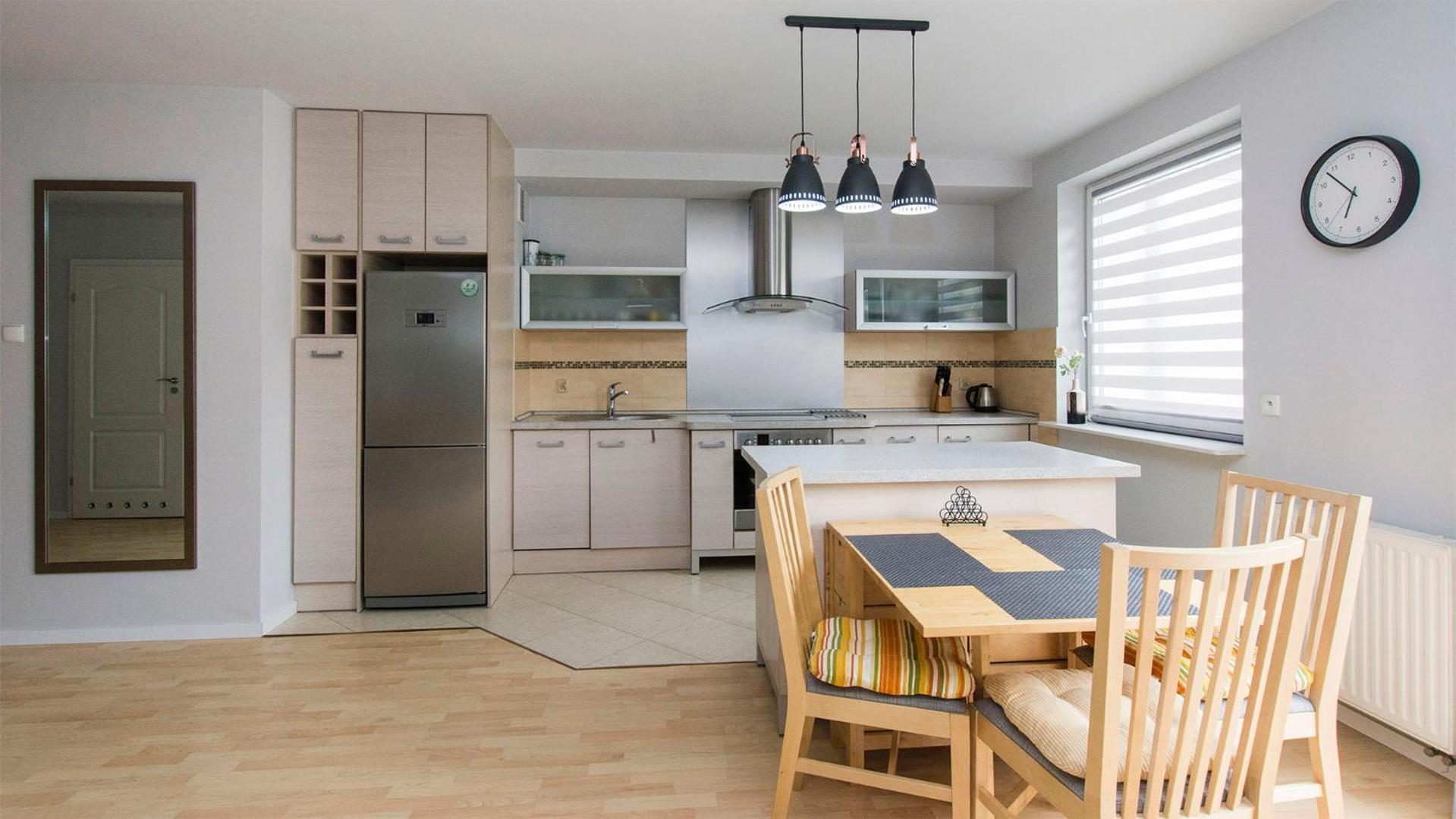 Amber Beachfront Apartment *