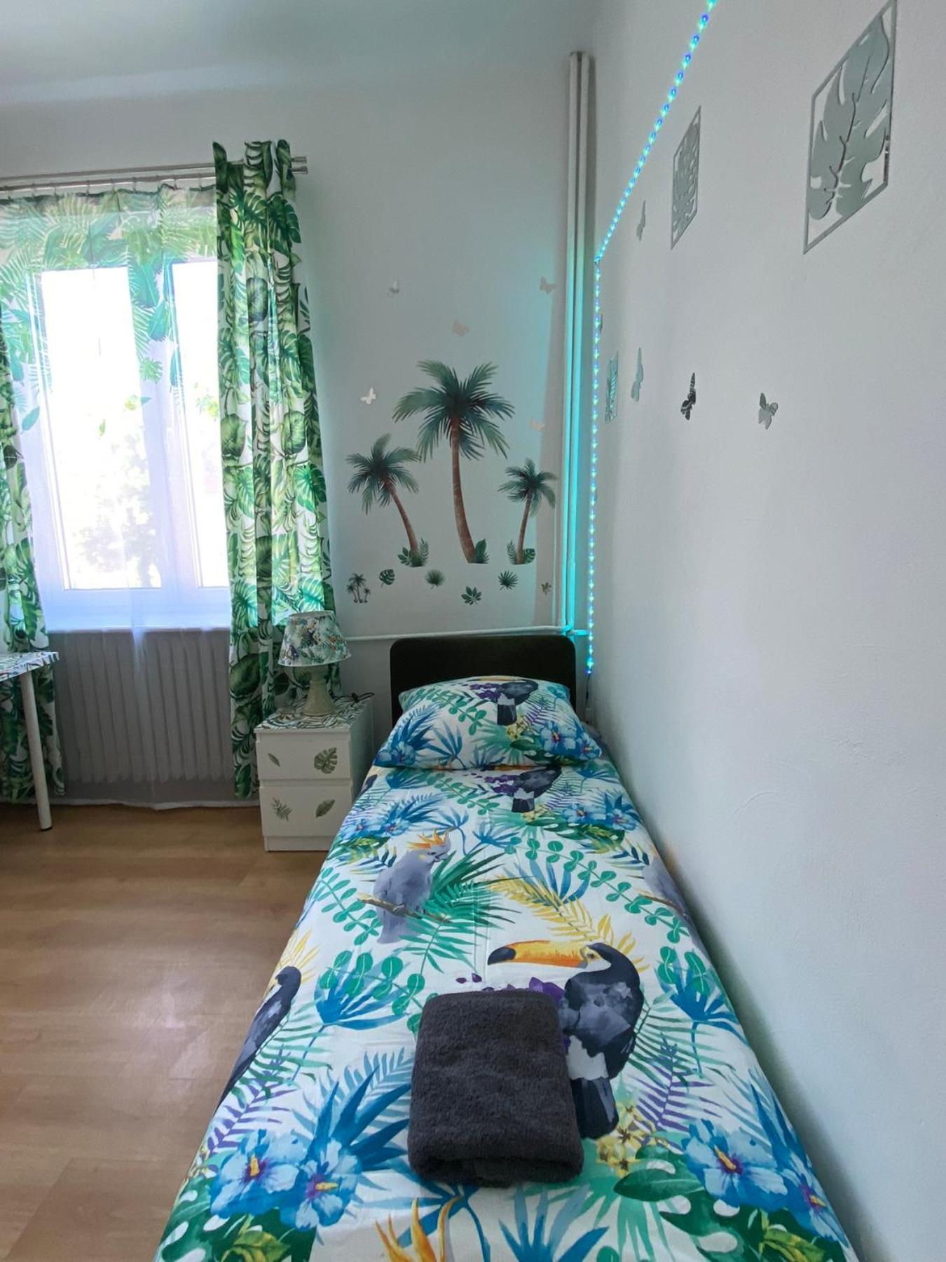 Jungle Apartment