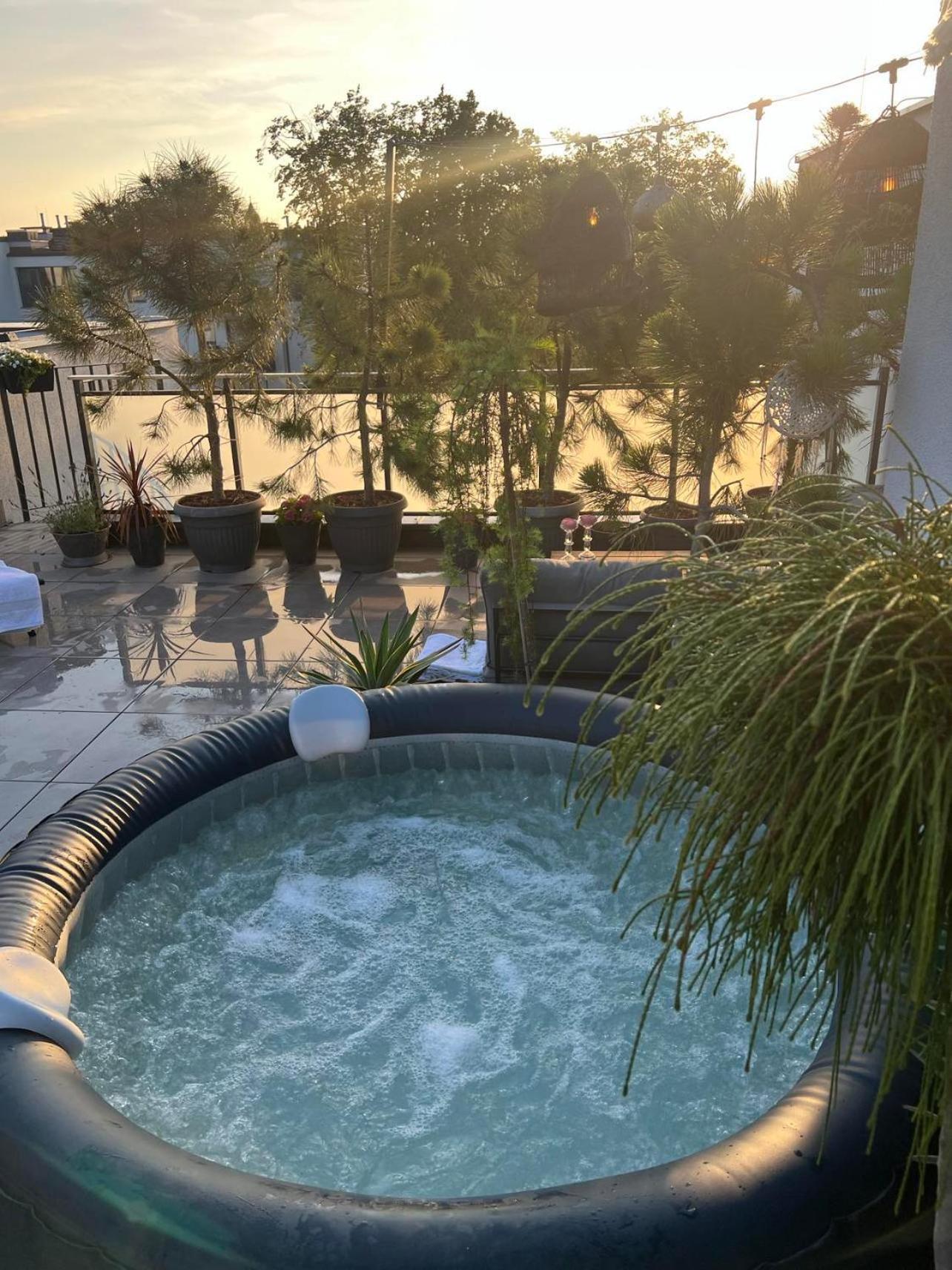 Apartament Galaktyczna - Prywatne Jacuzzi Na Tarasie Apartment Gdansk
