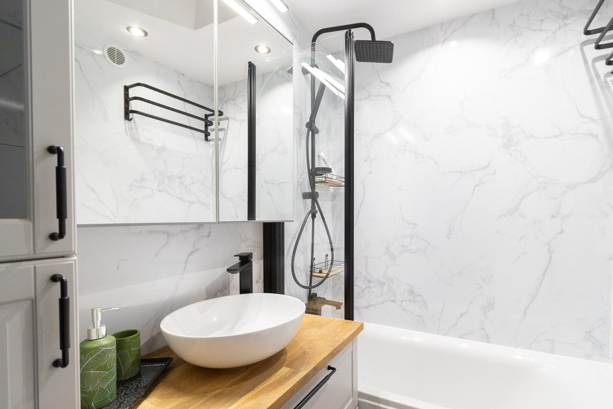Glow Apartments, Ergo Arena Apartment
