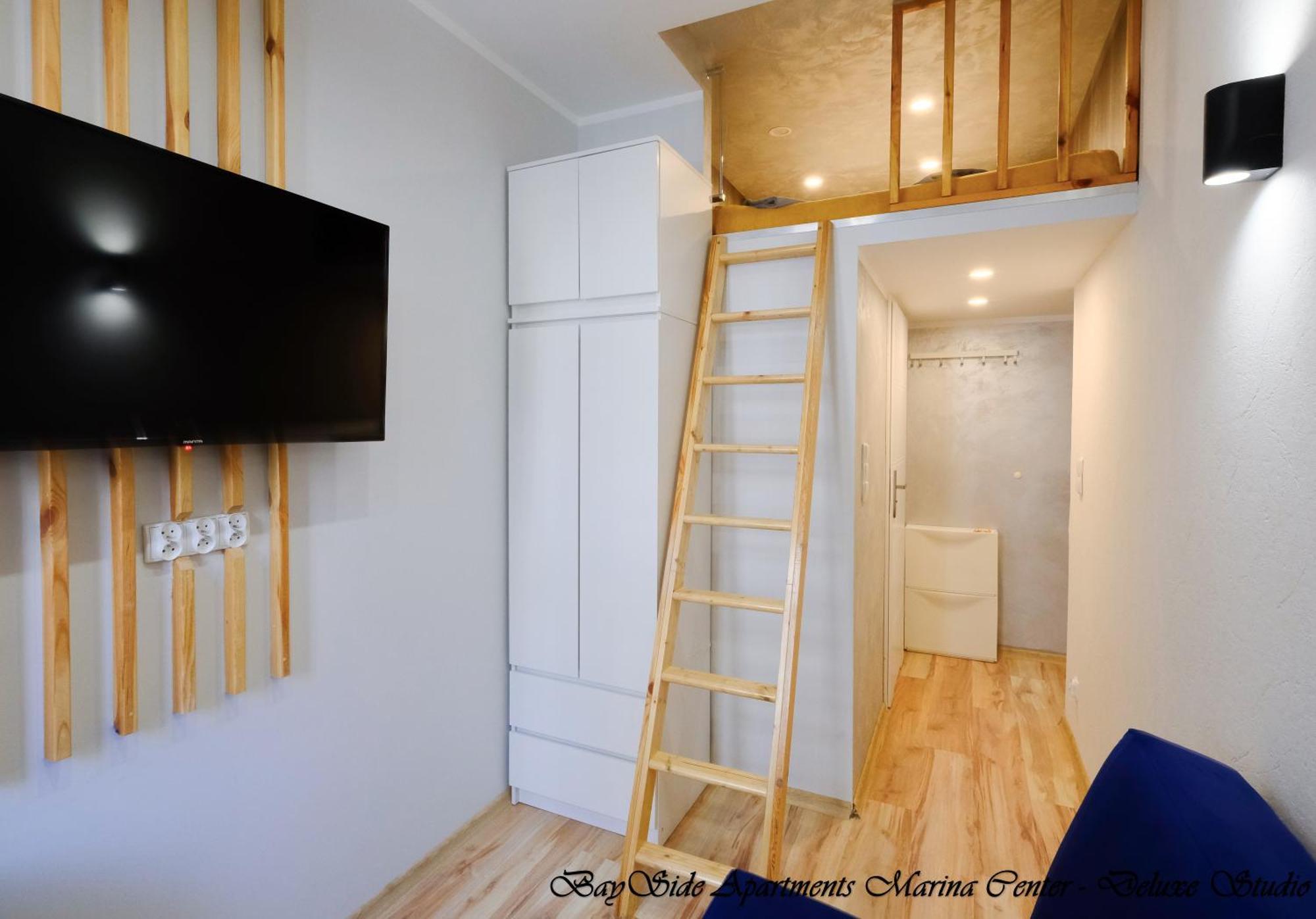 Bayside Marina Center Apartment *