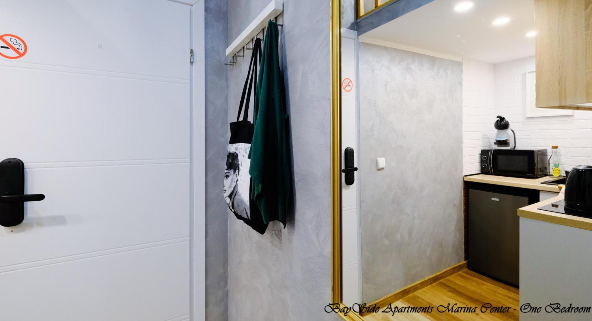 Bayside Marina Center Apartment