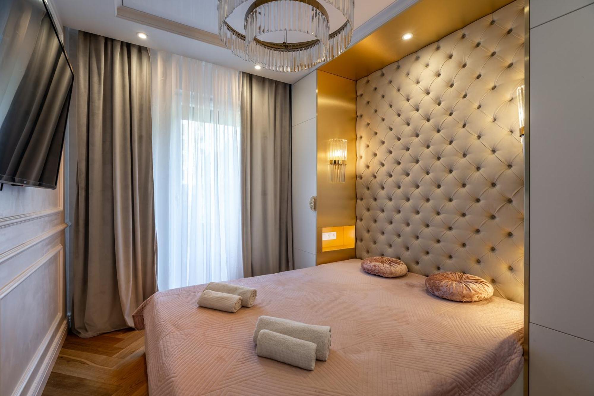 Luxury Gold * Gdańsk
